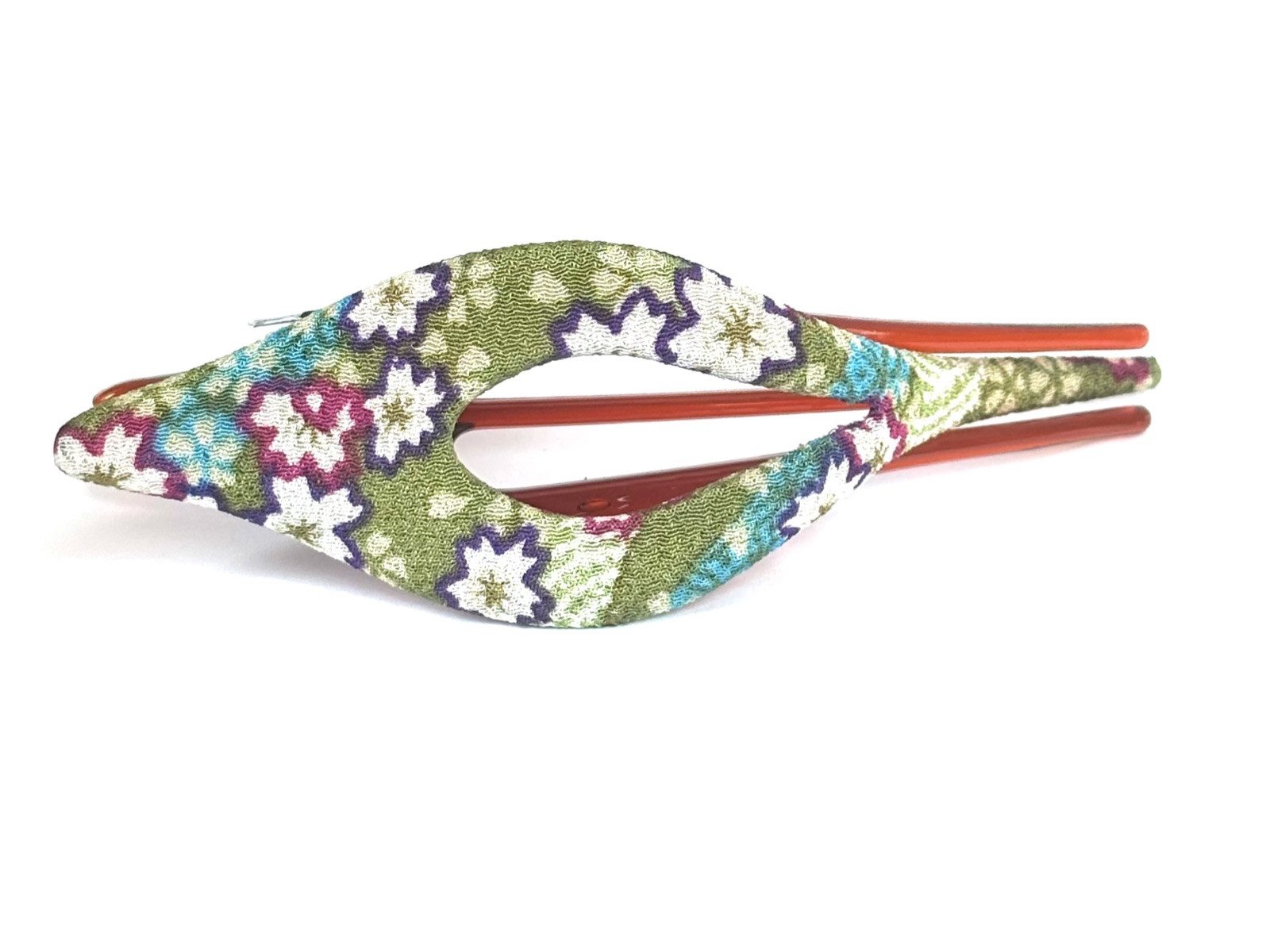 LK Trend & Style Haarclip Finch ist ein schlanker Clip mit Blumenmuster, durch die schlanke Länge greift die Spange viel Haar, Kimono Clip steht für Qualität, jeder Clip kann je nach Schnitt des Stoffes variieren, Unikat