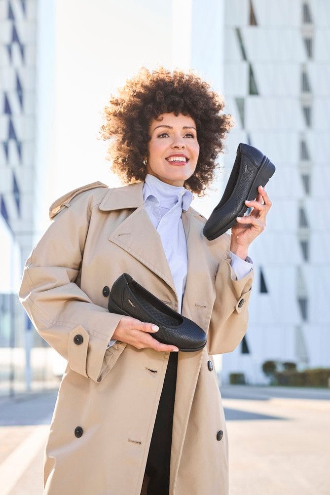 Rieker Keilpumps Ballerina, Schlupfschuh, Slipper mit leichter Struktur im günstig online kaufen