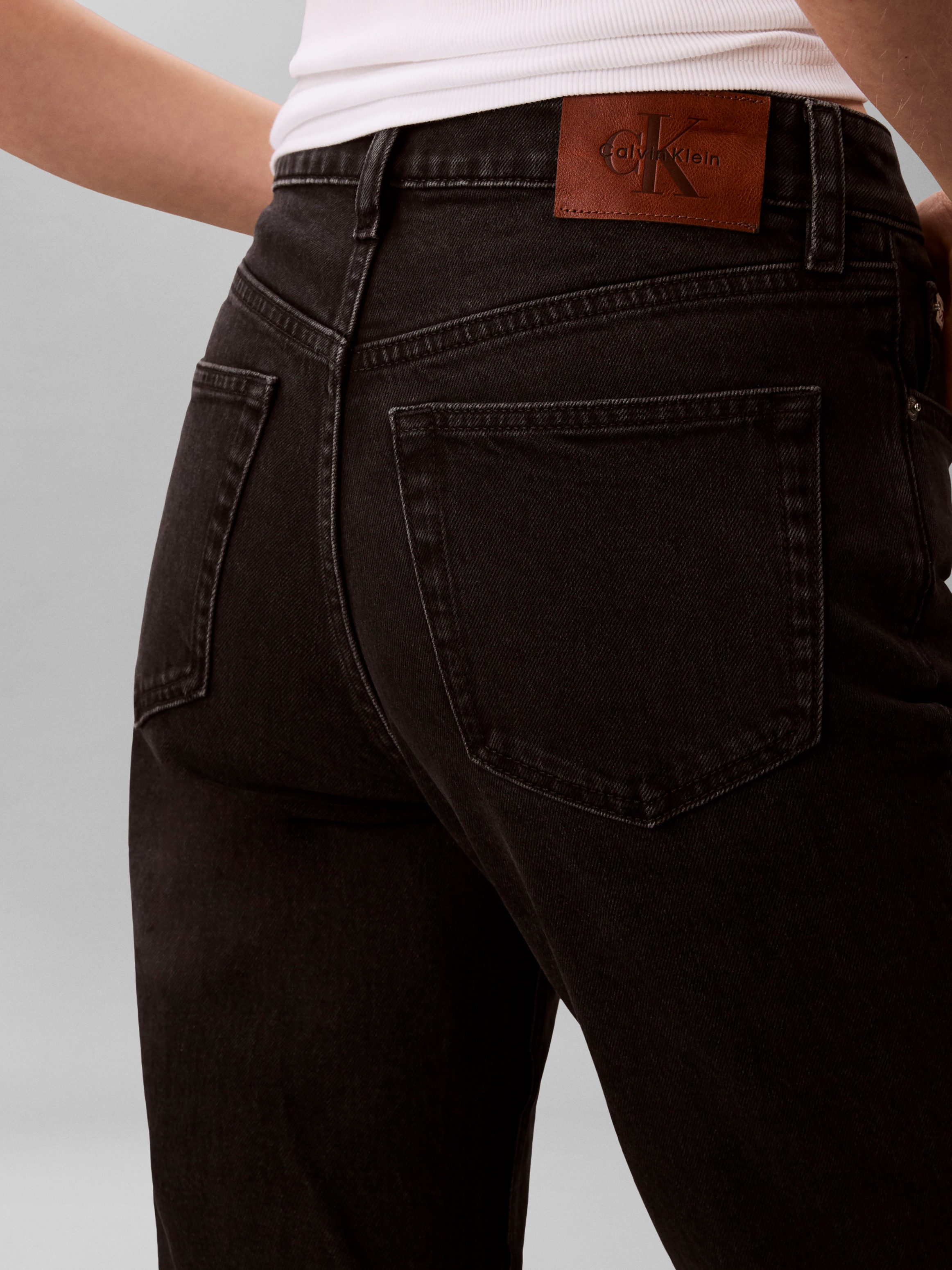 Calvin Klein Jeans Straight-Jeans Mit Gürtelschlaufen – Bild 4 von 5