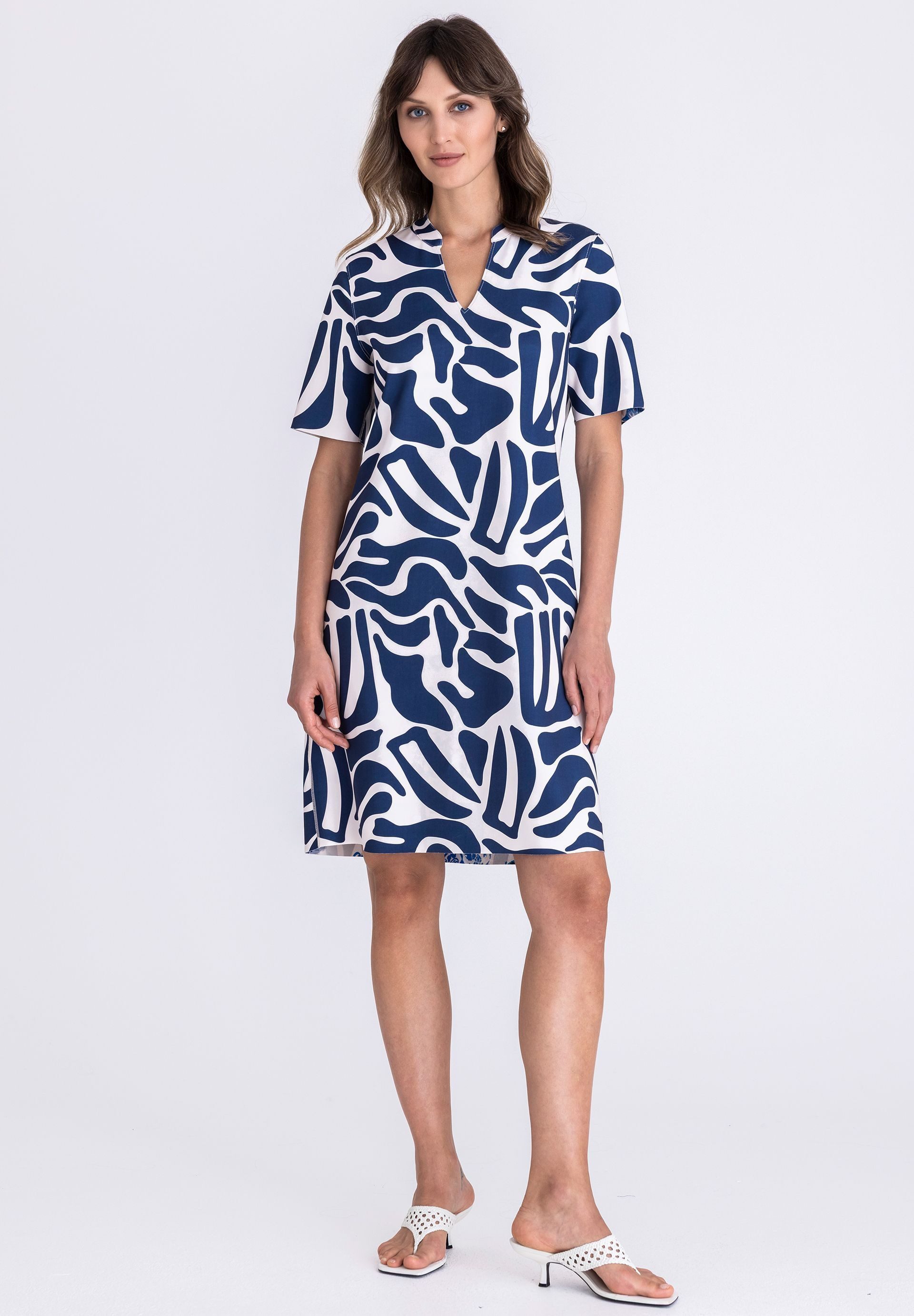 TUZZI Jerseykleid mit Schlitz-Ausschnitt günstig online kaufen