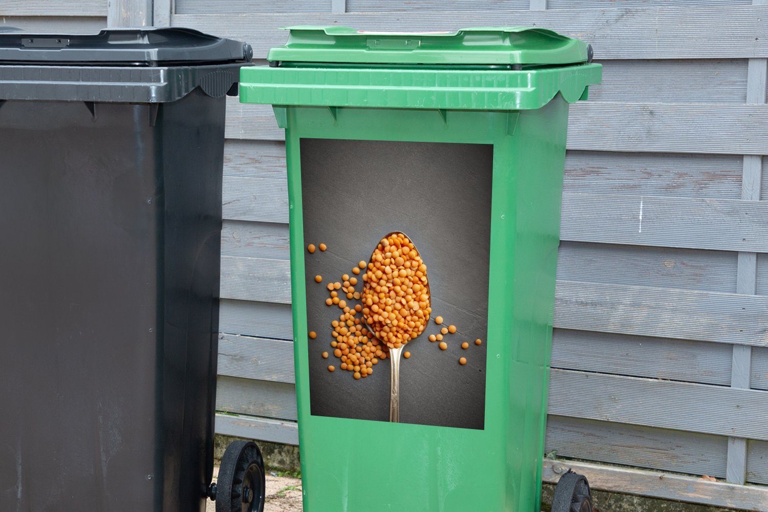 Sticker, Abfalbehälter Wandsticker Mülltonne, (1 Mülleimer-aufkleber, Container, Linsen Rote grauem St), Hintergrund mit MuchoWow