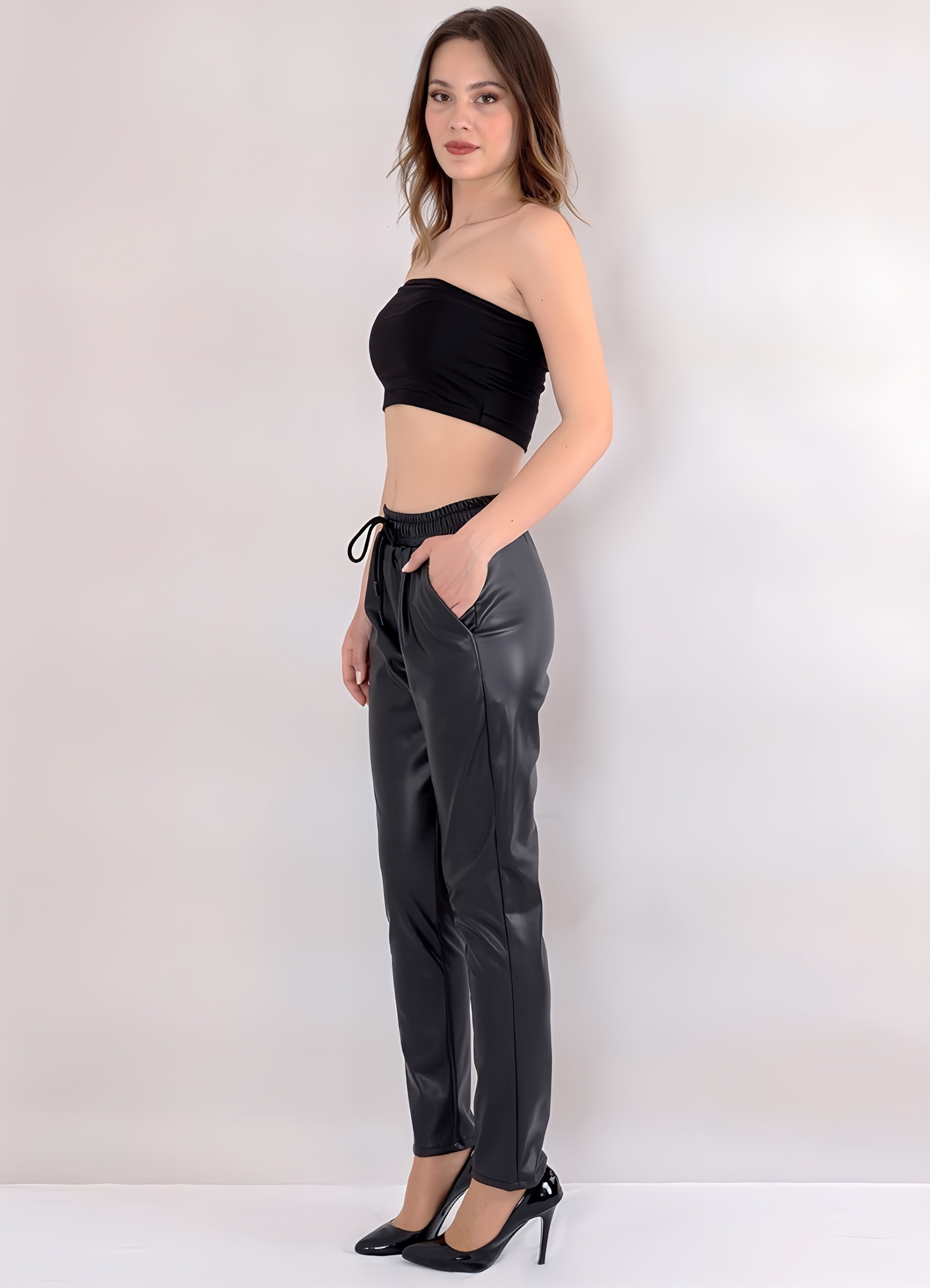 fashionshowcase Lederhose Damen Kunstleder-Jogger mittlere Taille günstig online kaufen