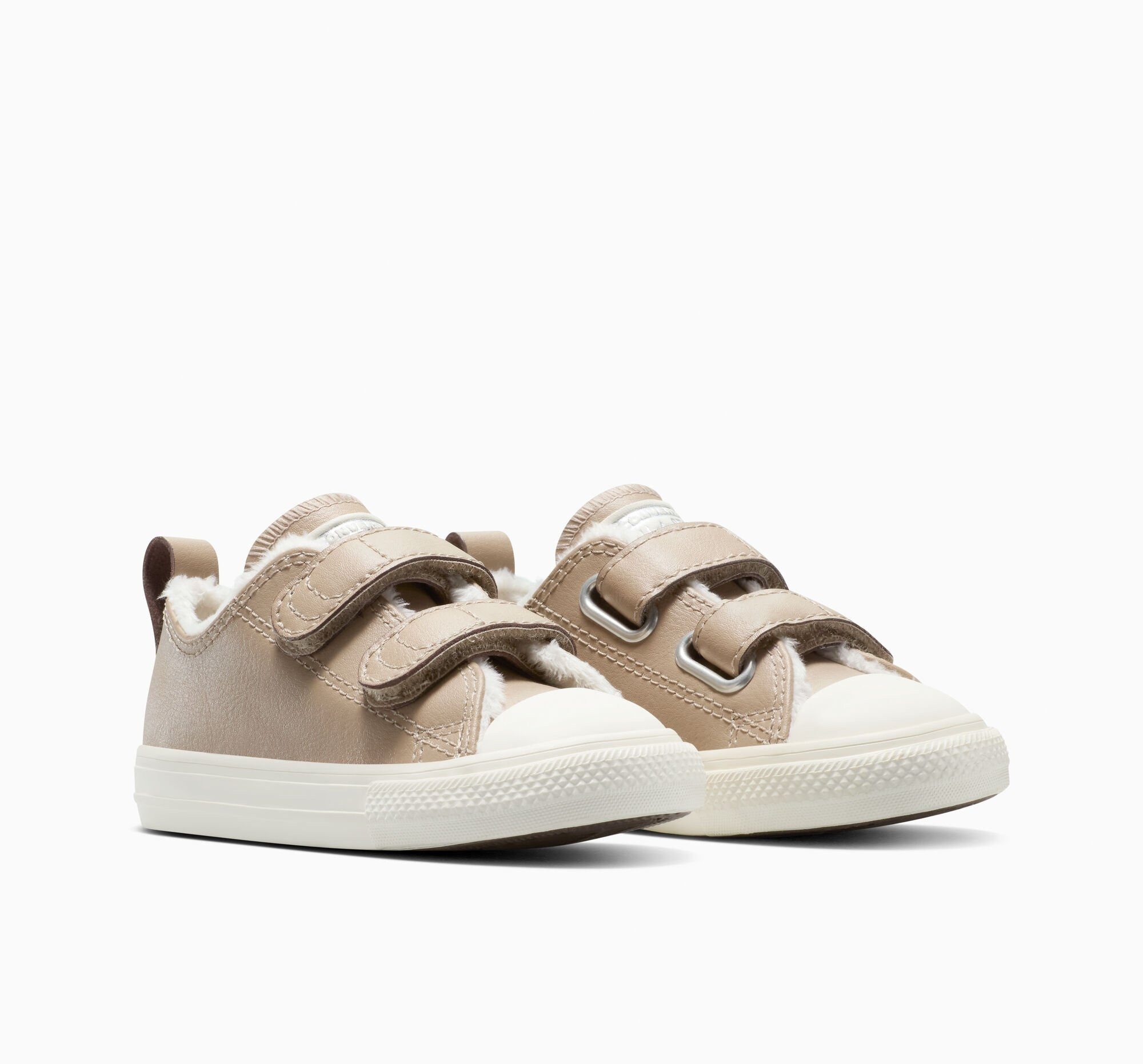 Converse CHUCK TAYLOR ALL STAR 2V Sneaker (für Kinder) Winterschuhe, gefüttert
