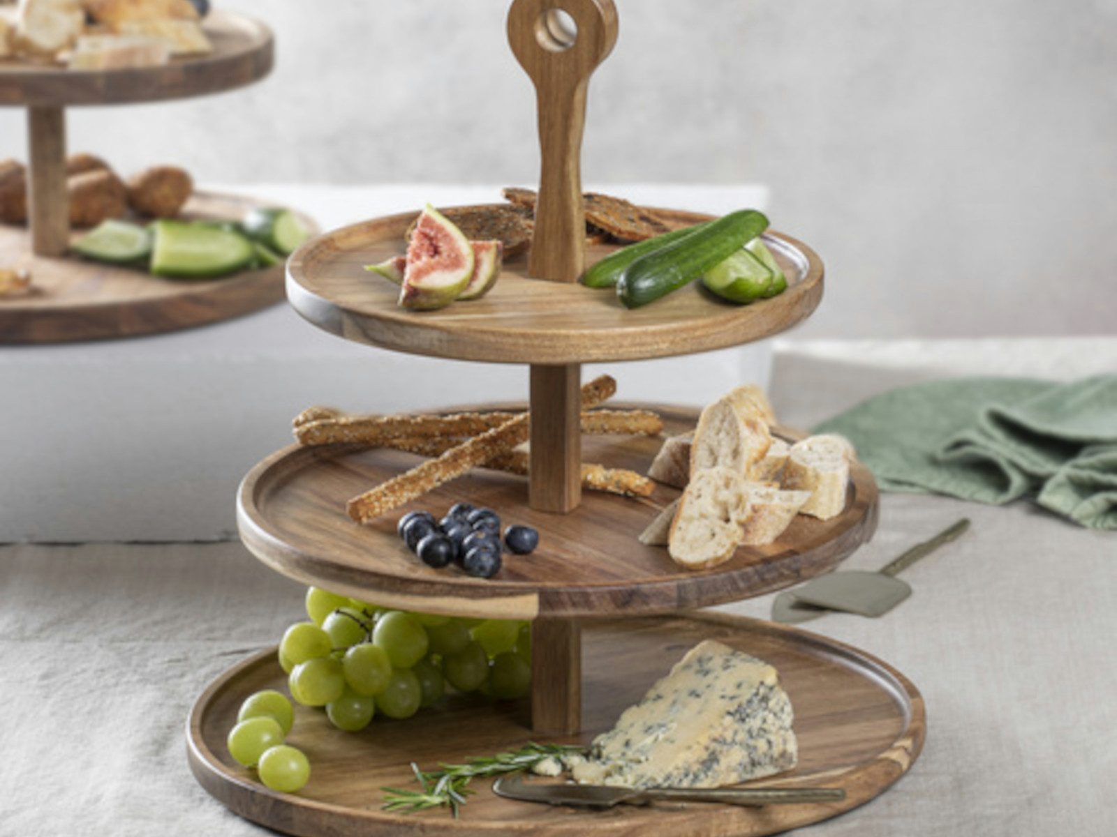 Ladelle Etagere GATHER Servierturm akazie rund 3-etagig, Akazienholz, (Serviertürme), Gather Round Acacia 3 Tier Serving Tower 35x35x38cm