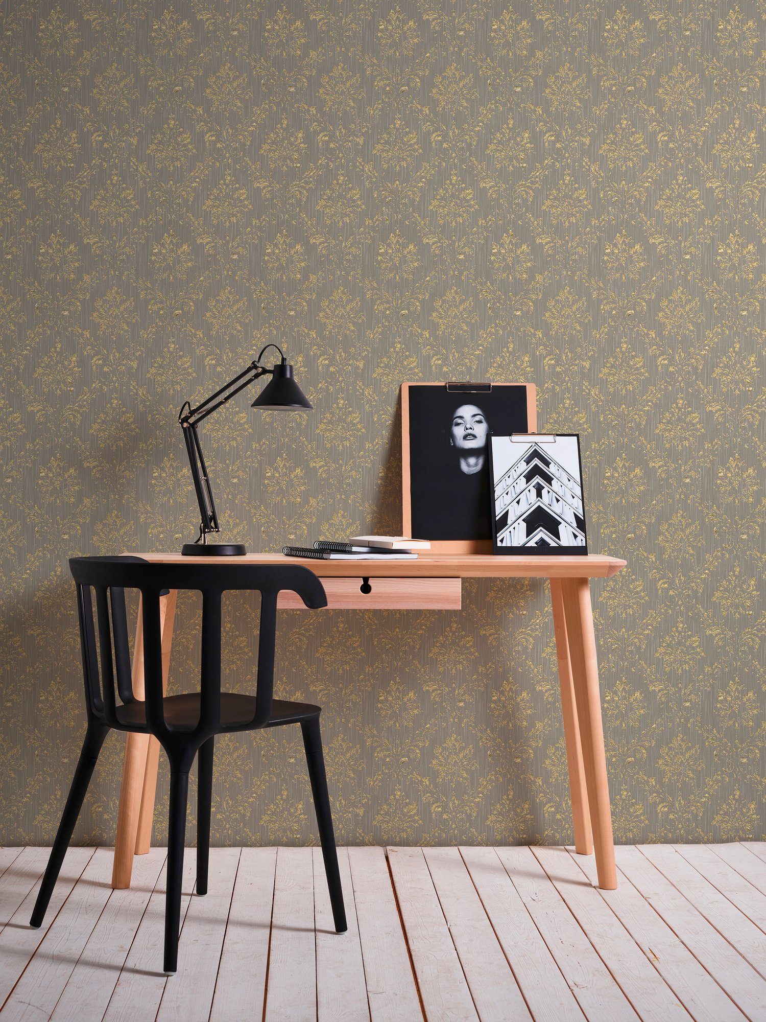 A.S. Création Barock, Silk, samtig, Paper Tapete matt, Ornament gold/beige Textiltapete Metallic glänzend, Architects Barock