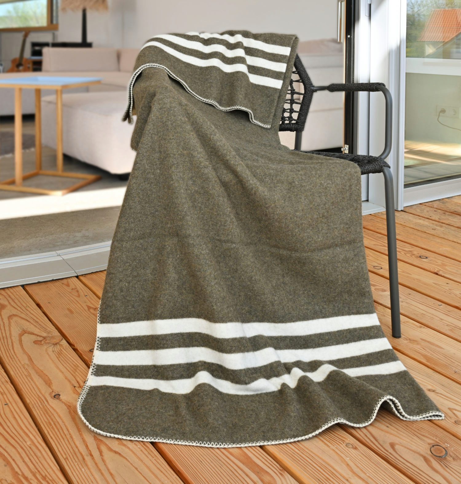 Wolldecke Wolldecke Stripes grüne und braune Töne 100% Schurwolle (Merinowolle), Wohnen und Accessoires GmbH & Co. KG, Merinowolle