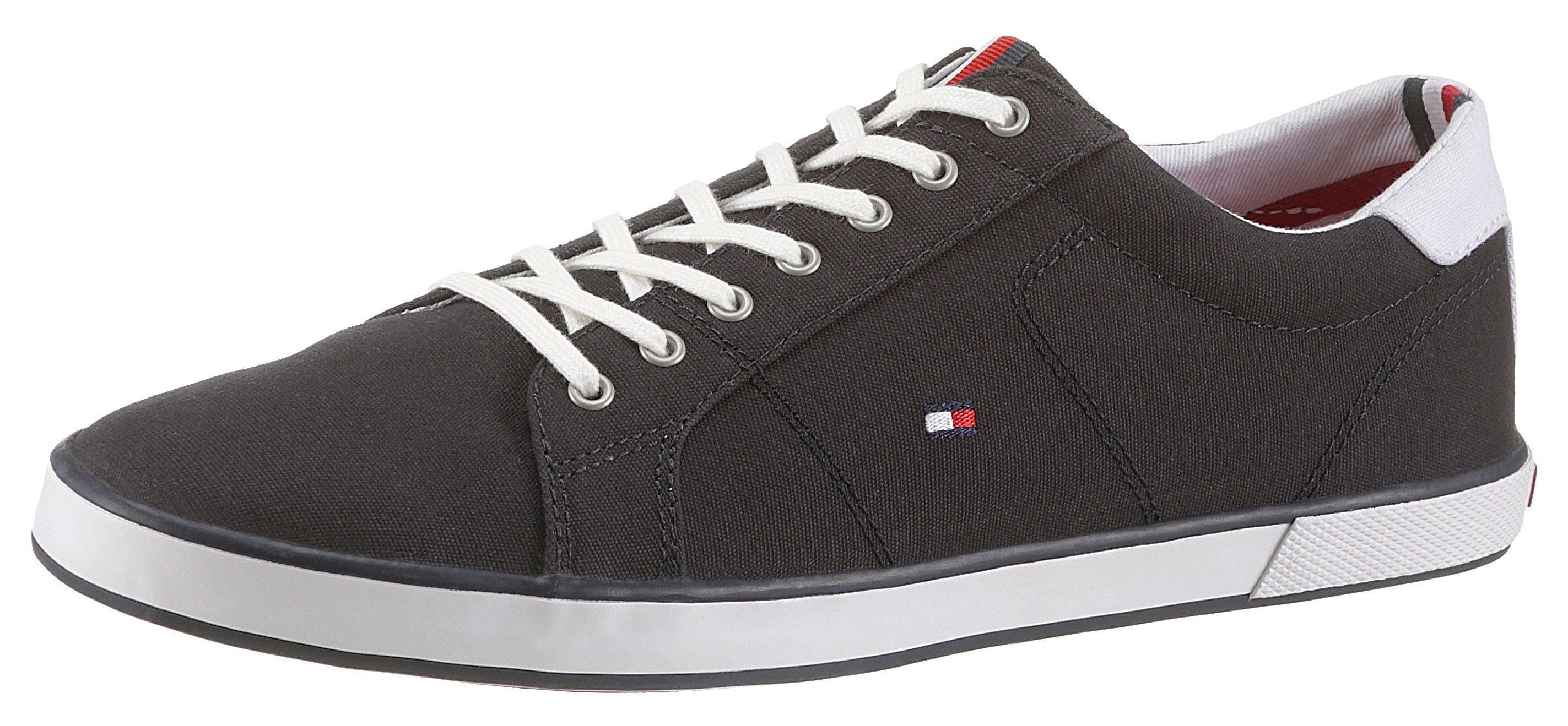 Tommy Hilfiger H2285ARLOW 1D Sneaker mit seitlichem Logoflag, Freizeitschuh, Halbschuh, Schnürschuh