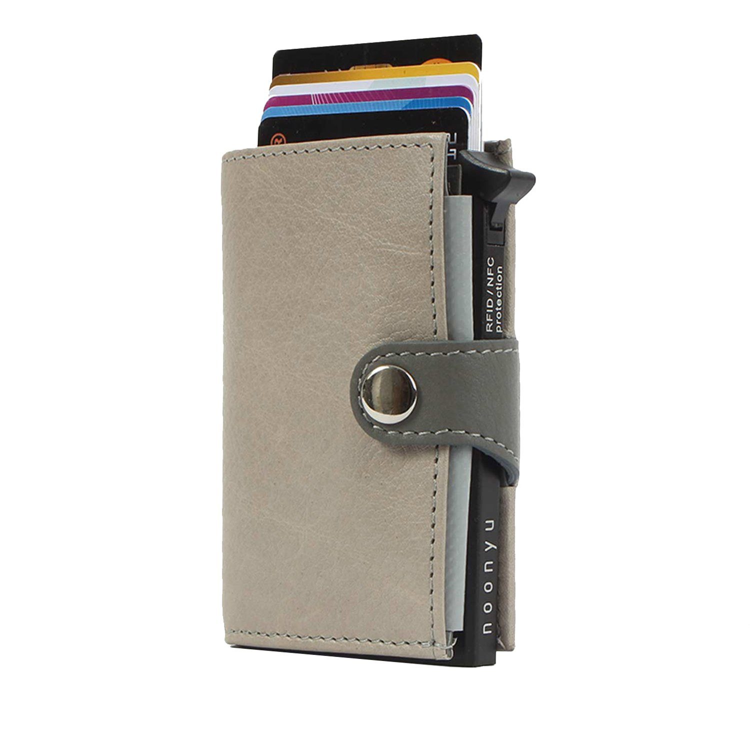 Margelisch Mini Geldbörse aus camel noonyu leather, Kreditkartenbörse Upcycling single Leder