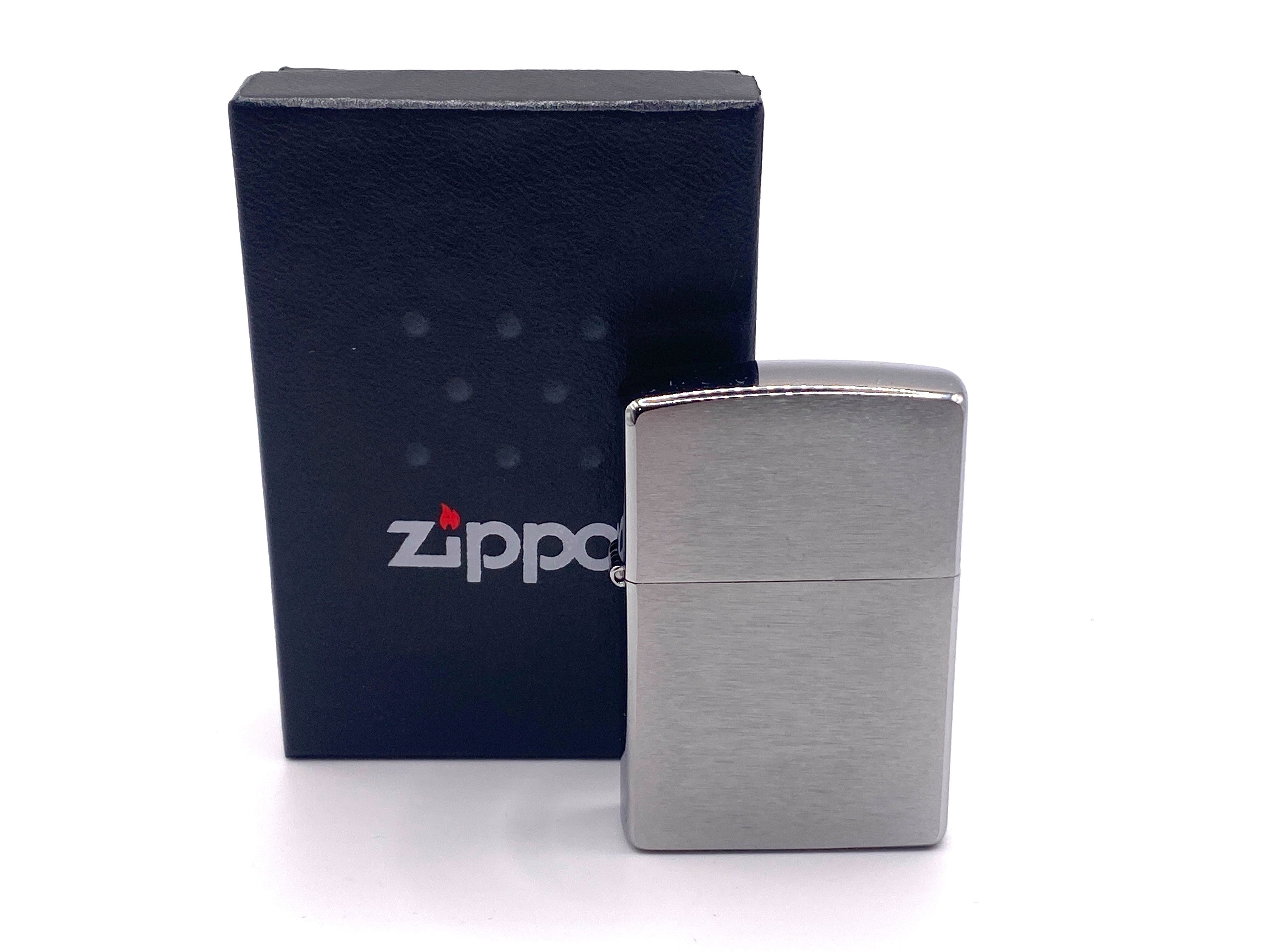 Zippo Feuerzeug Chrome Gebürstet der Klassiker neu in Box, das Original mit dem " Klick "