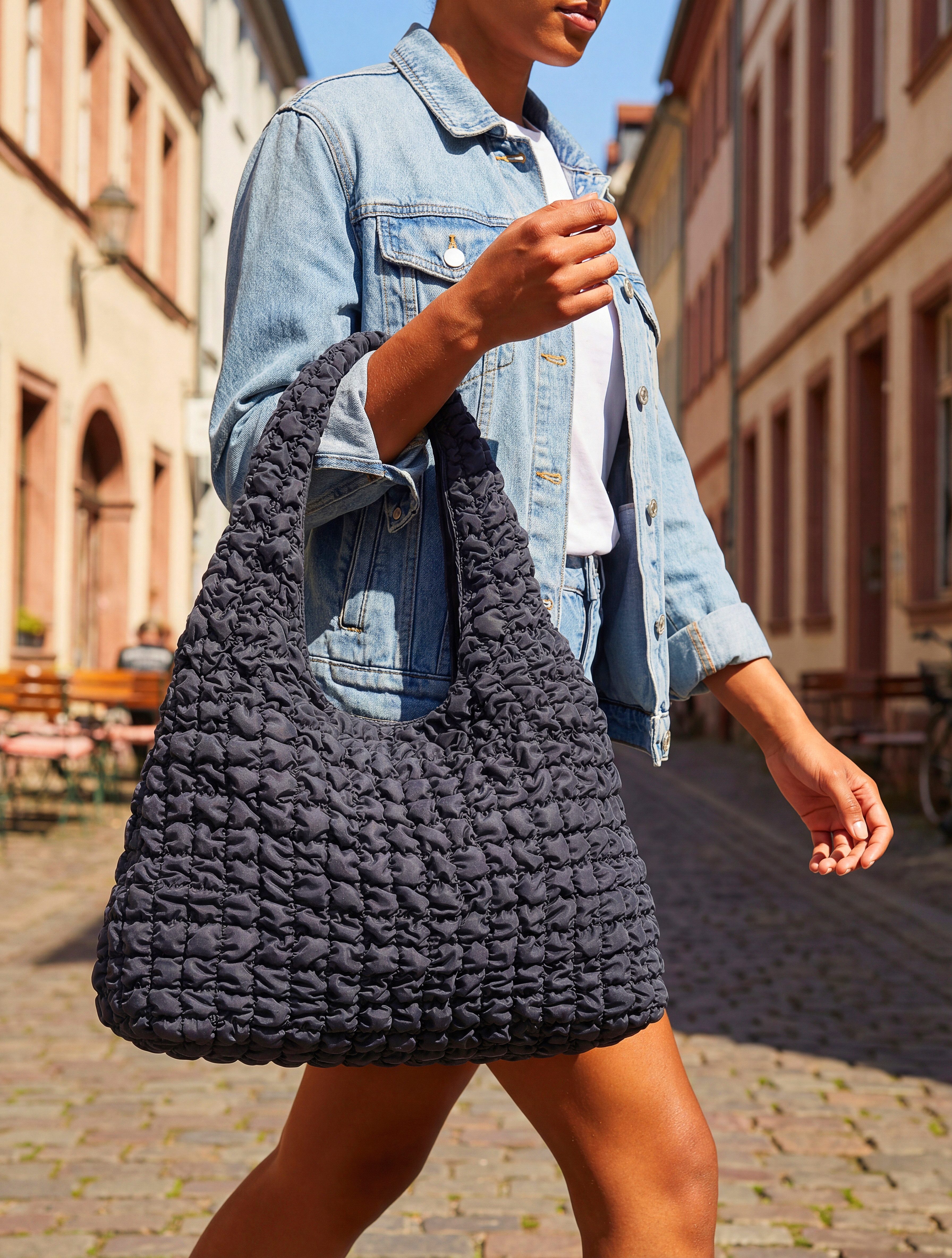 LSCN by LASCANA Shopper Schultertasche, Handtasche, Einkaufstasche, Damentasche, Badetasche, Strandtasche in modischem Bubble-Look VEGAN – Bild 2 von 5