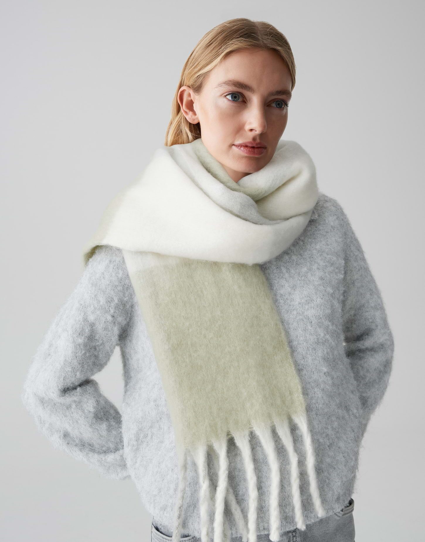 OPUS Schal ASCOTTIE mit Fransen, one size, weicher Griff, gebürstete Oberfläche