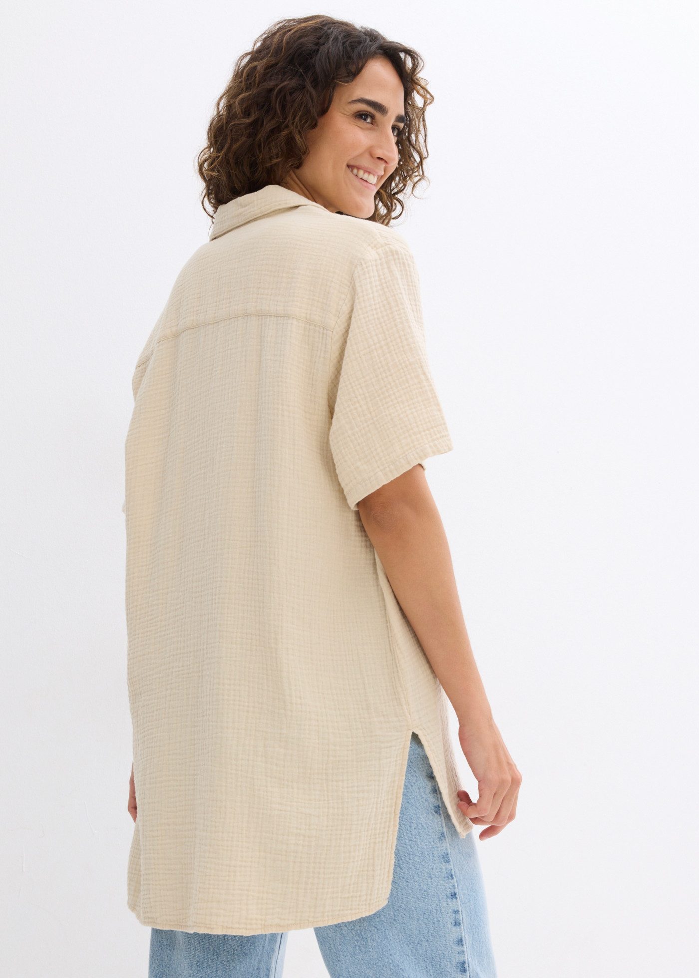 bonprix Hemdbluse in weiter vokuhila Passform, reine Baumwolle, Kurzarm