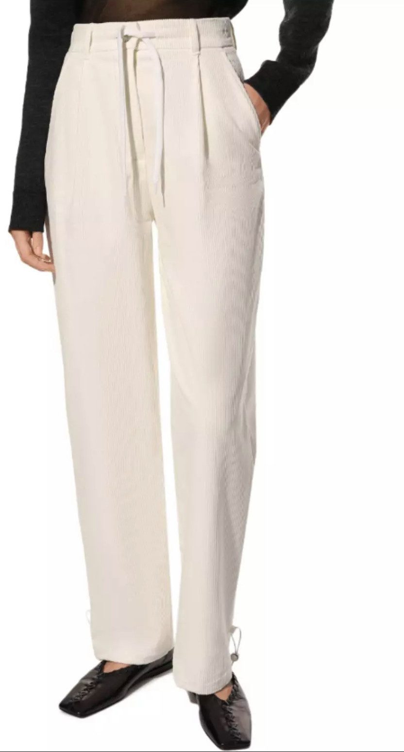 Emporio Armani Cordhose Lounge Hose Earctic Kapselkollektion mit fein gerippter Bio-Baumwolle Exklusiven „Earctic“-Kapselkollektion von Emporio Armani