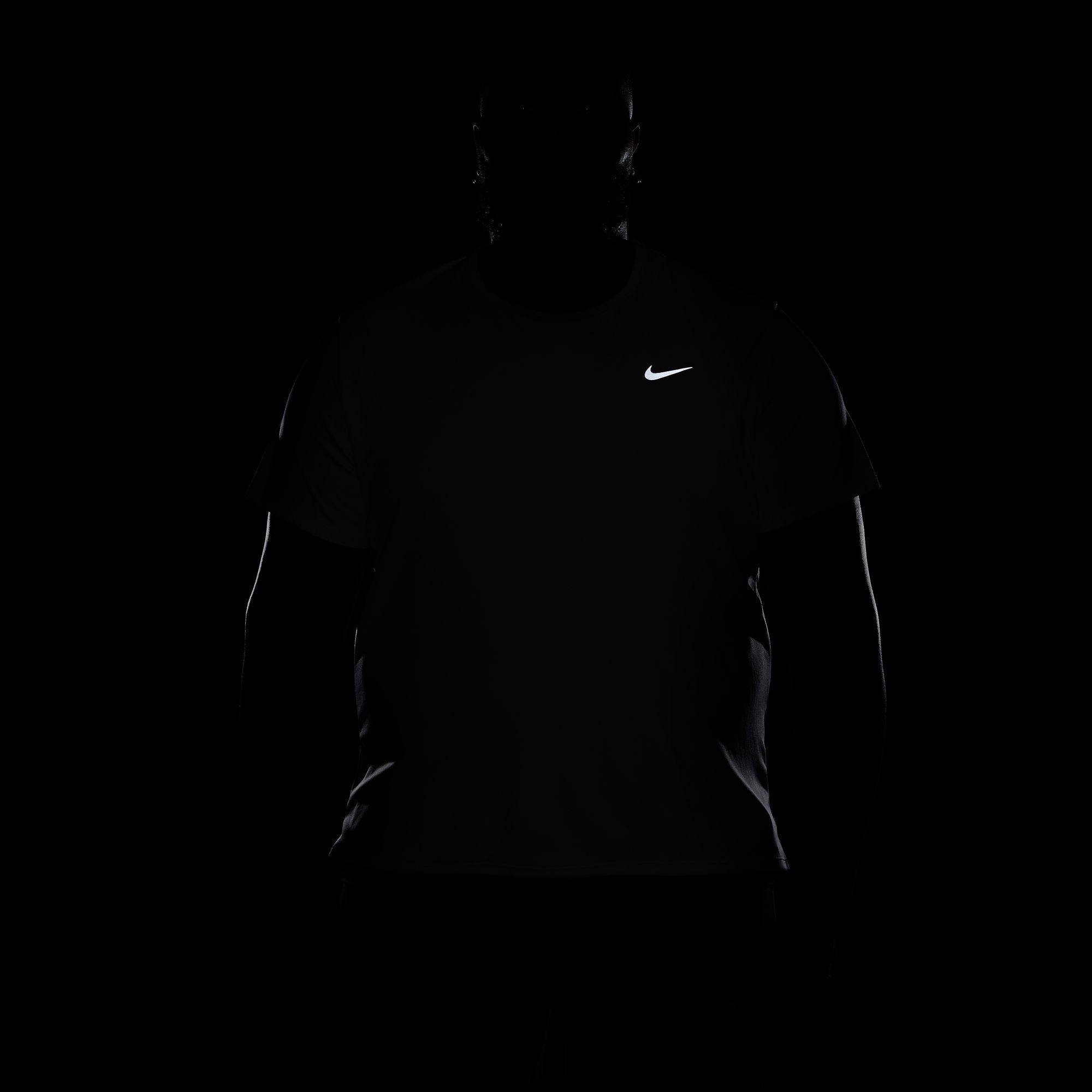 SHORT-SLEEVE Nike TOP Laufshirt MEN'S MILER DRI-FIT SILV UV WHITE/REFLECTIVE RUNNING