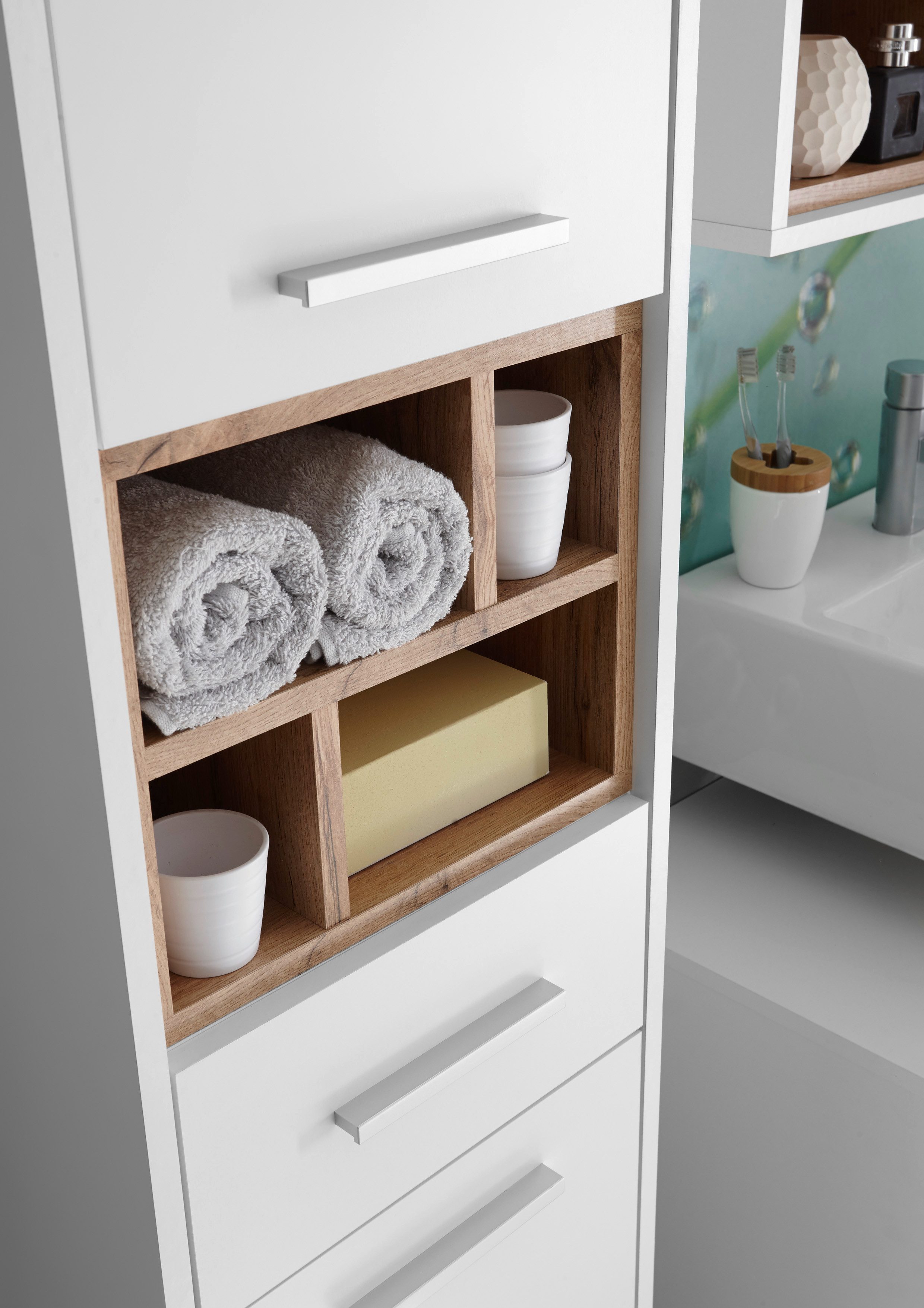 BASIC by Balculina Hochschrank Mila, Badezimmerschrank BxHxT 38x190x30 cm (1-St) Breite 38cm, Tür L/R monierbar, FSC-Mix 70%