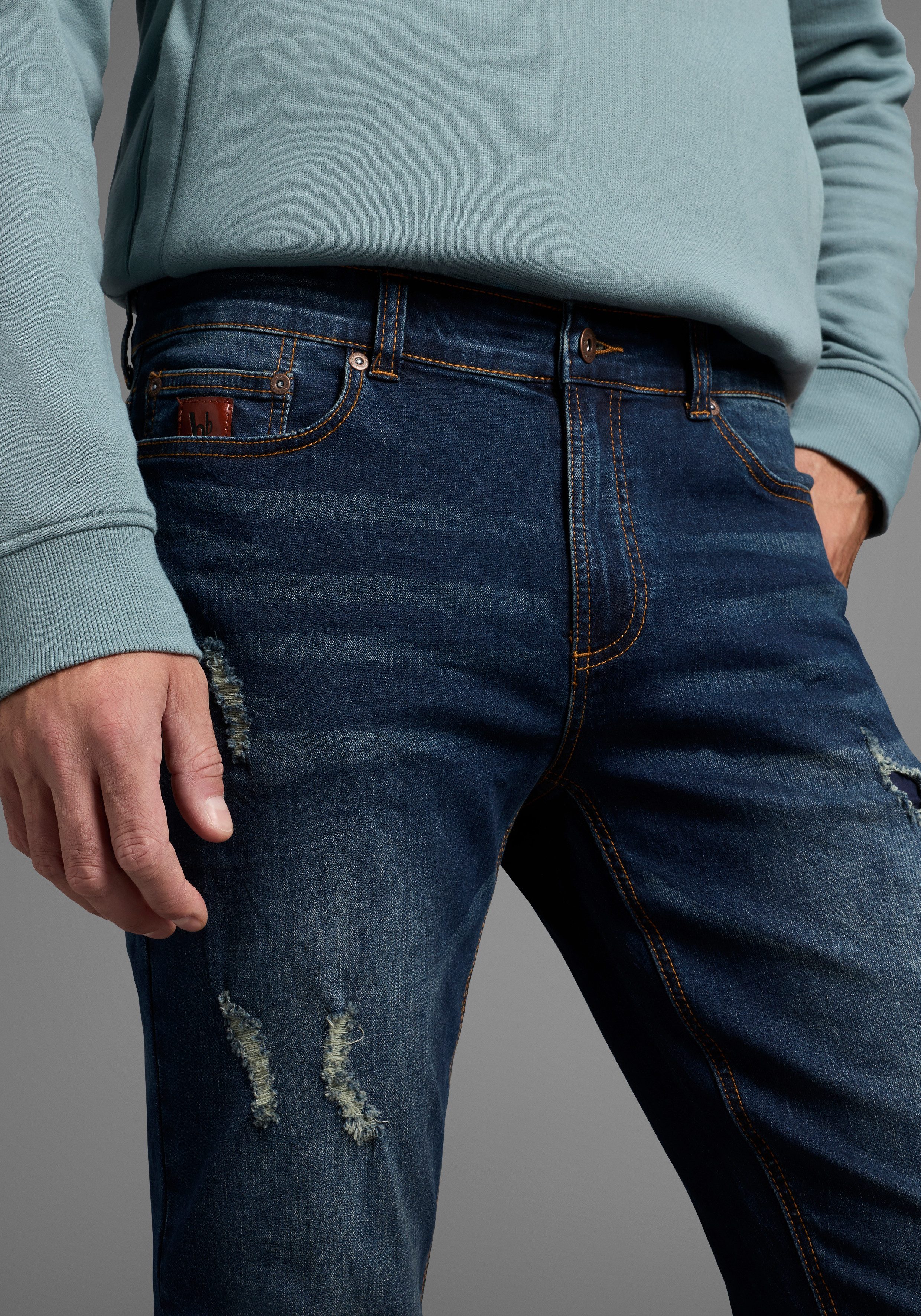 Bruno Banani Straight-Jeans Hutch gerade geschnittenes Bein, niedrige Leibhöhe, reguläre Passform