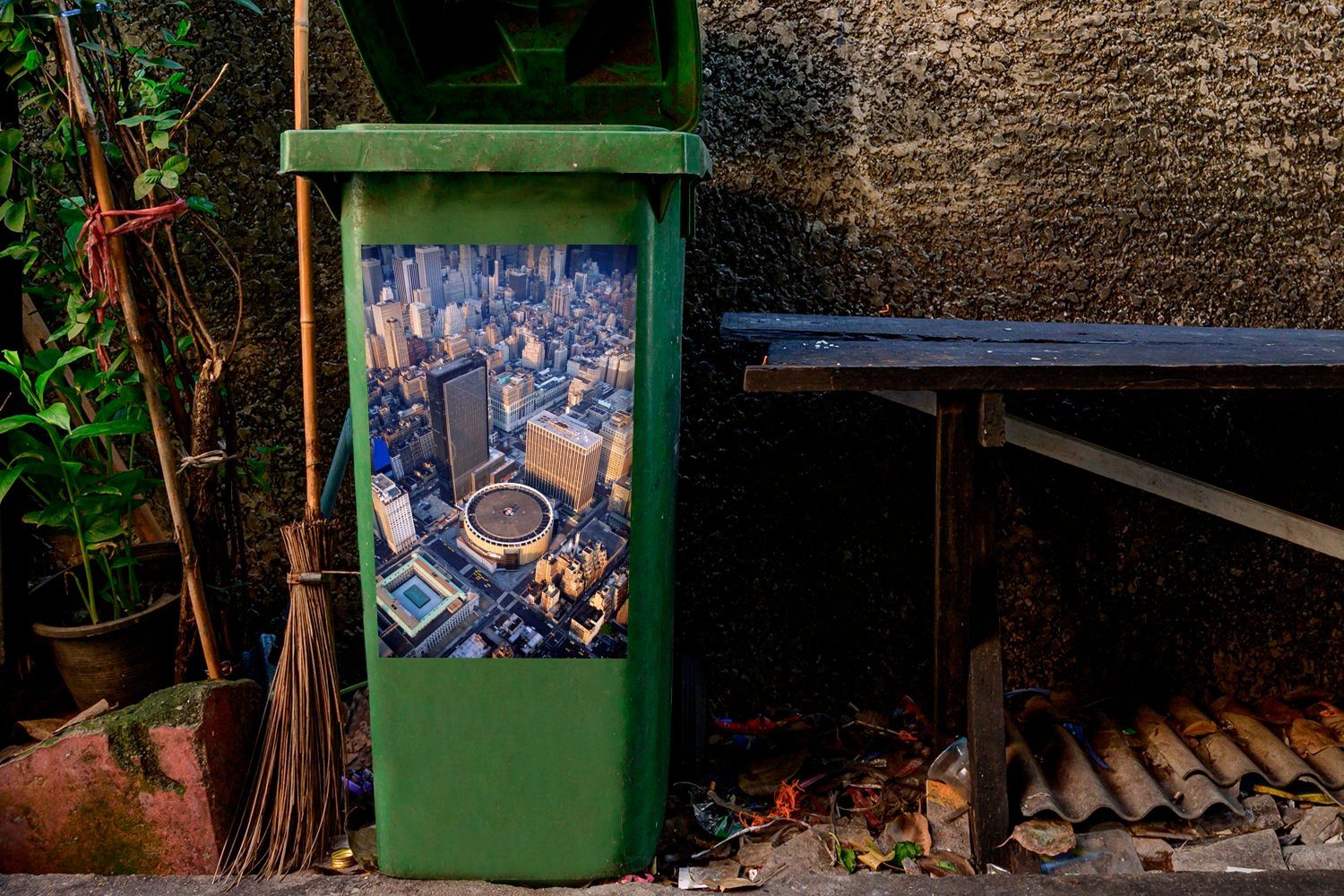 Sticker, Mülltonne, - Wandsticker - York Abfalbehälter MuchoWow Container, St), New (1 Zentrum Mülleimer-aufkleber, Amerika
