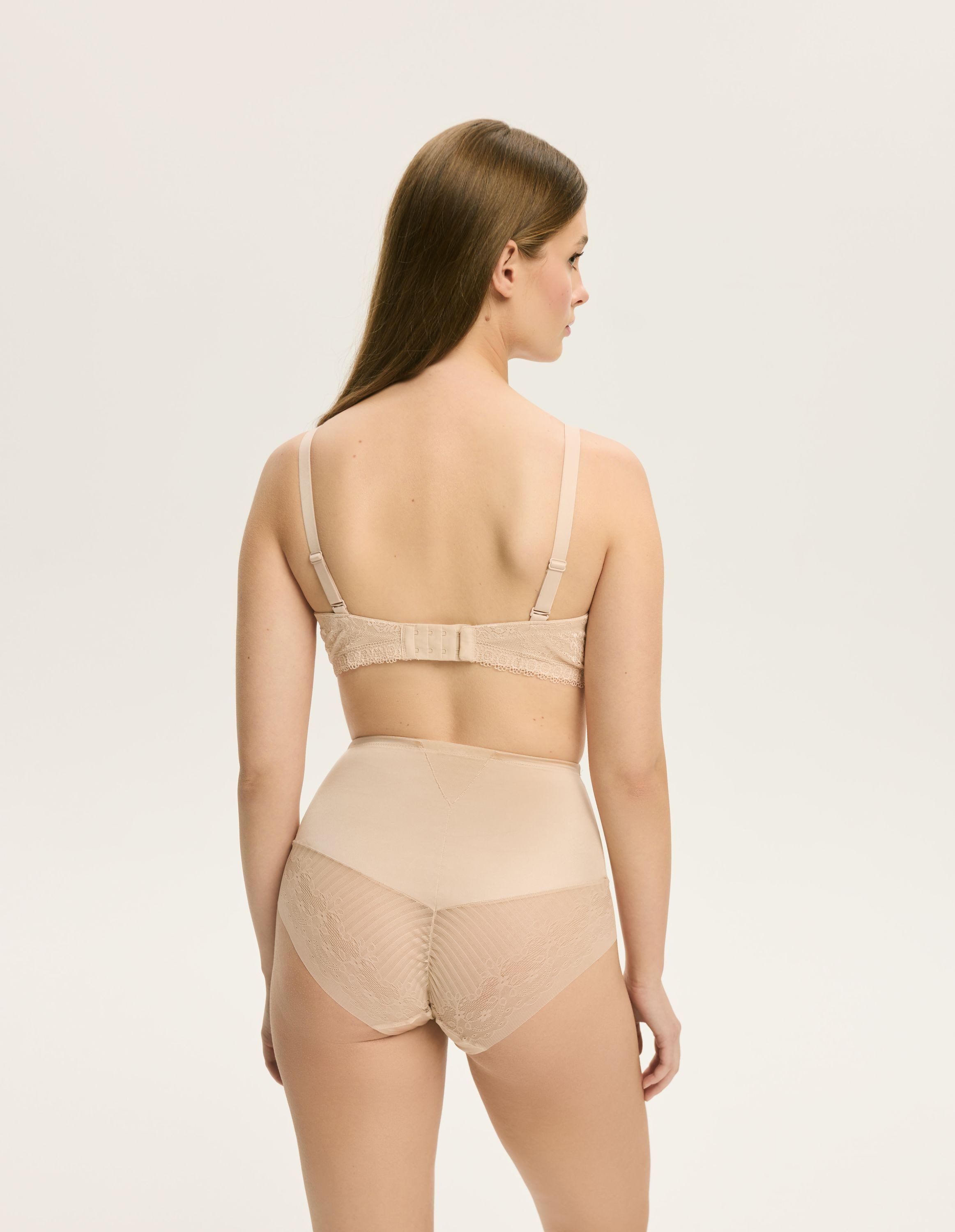 ESOTIQ Push-up-BH Push-up-BH Kassidy, glatte Cups, Spitzenbesatz