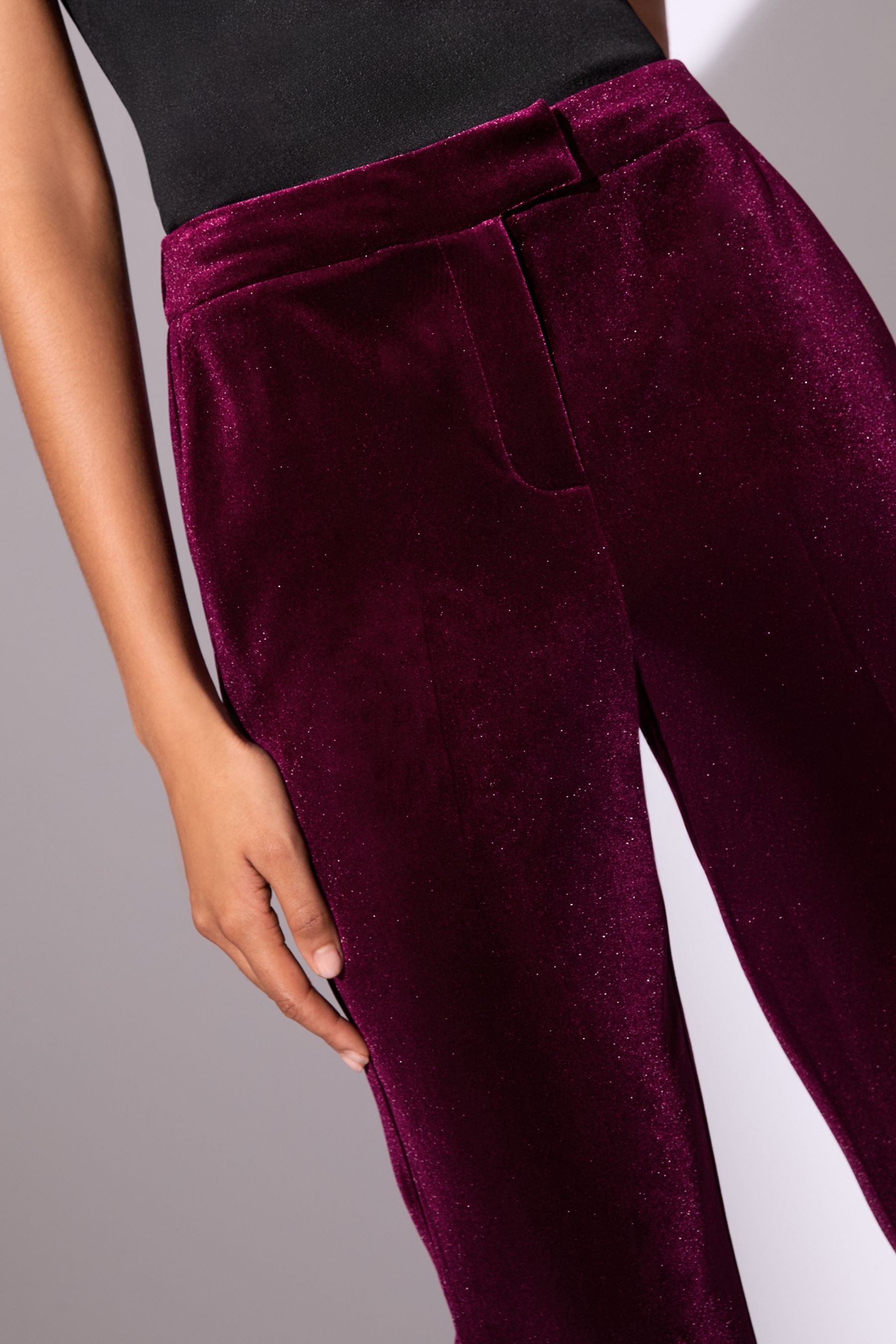 LIPSY Schlaghose Lipsy Hose mit ausgestelltem Bein, Regular (1-tlg) – Bild 4 von 4