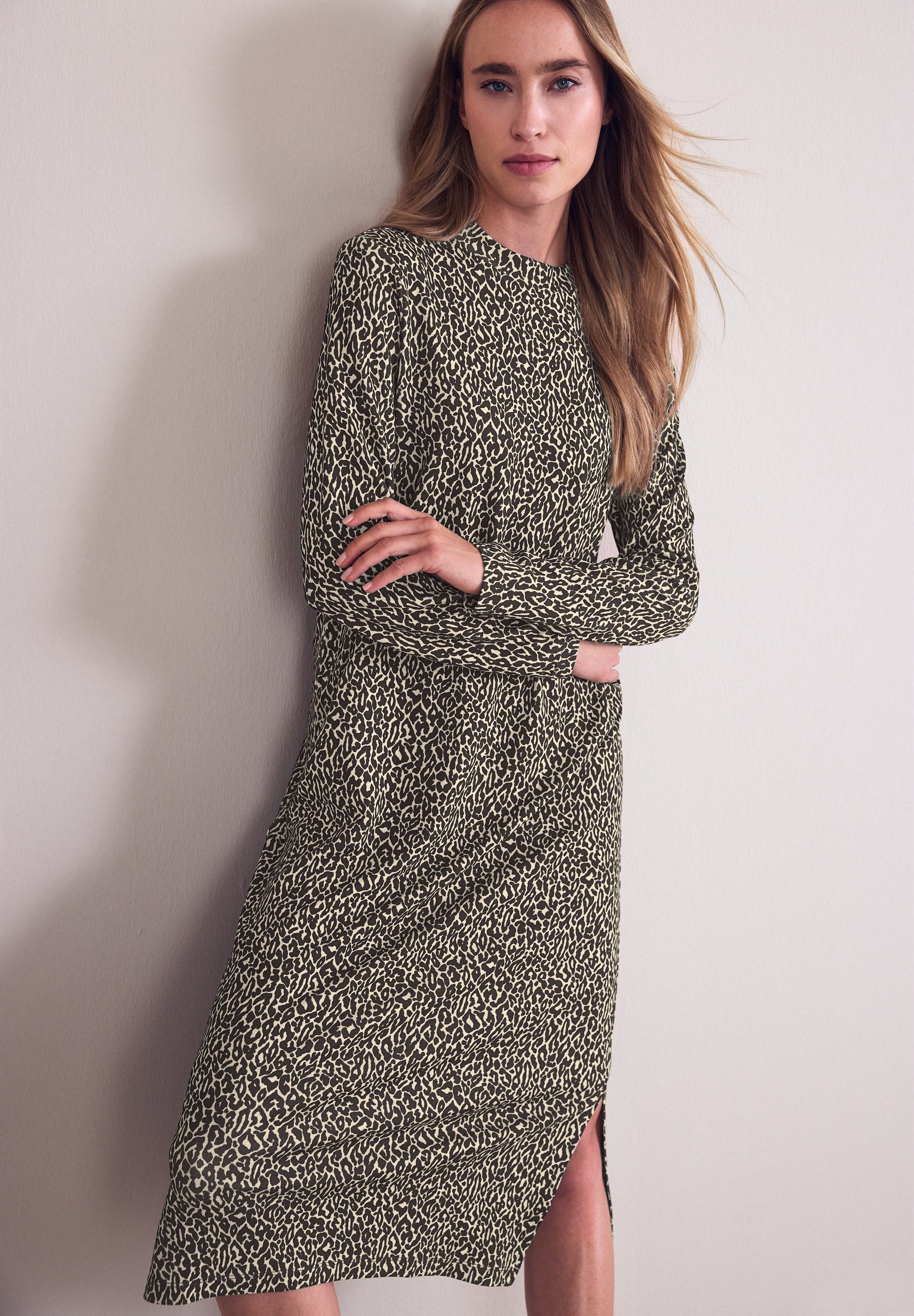 STREET ONE Midikleid im Leo-Allover-Print