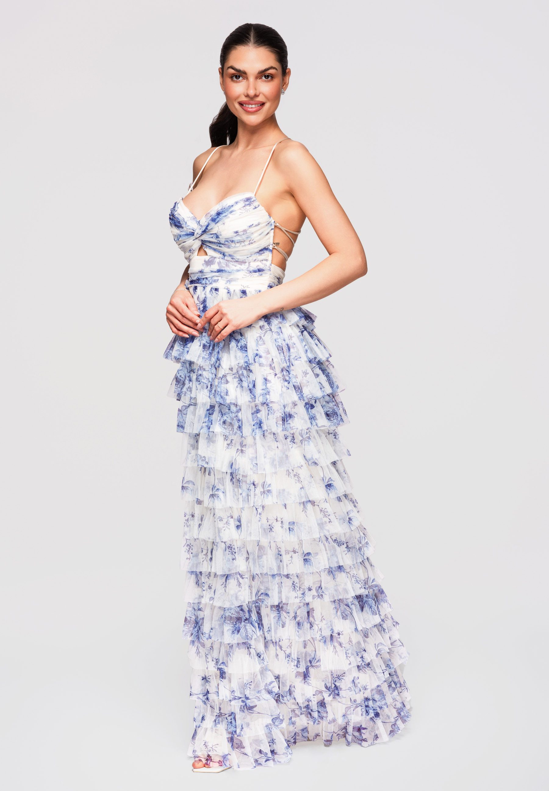 OMBRE Abendkleid Maxikleid Abendkleid Tüll mit Schnürung Blau L (kein Set, 1-tlg) Offener Rücken mit gekreuzten Bändern und regulierbarer Schnürung