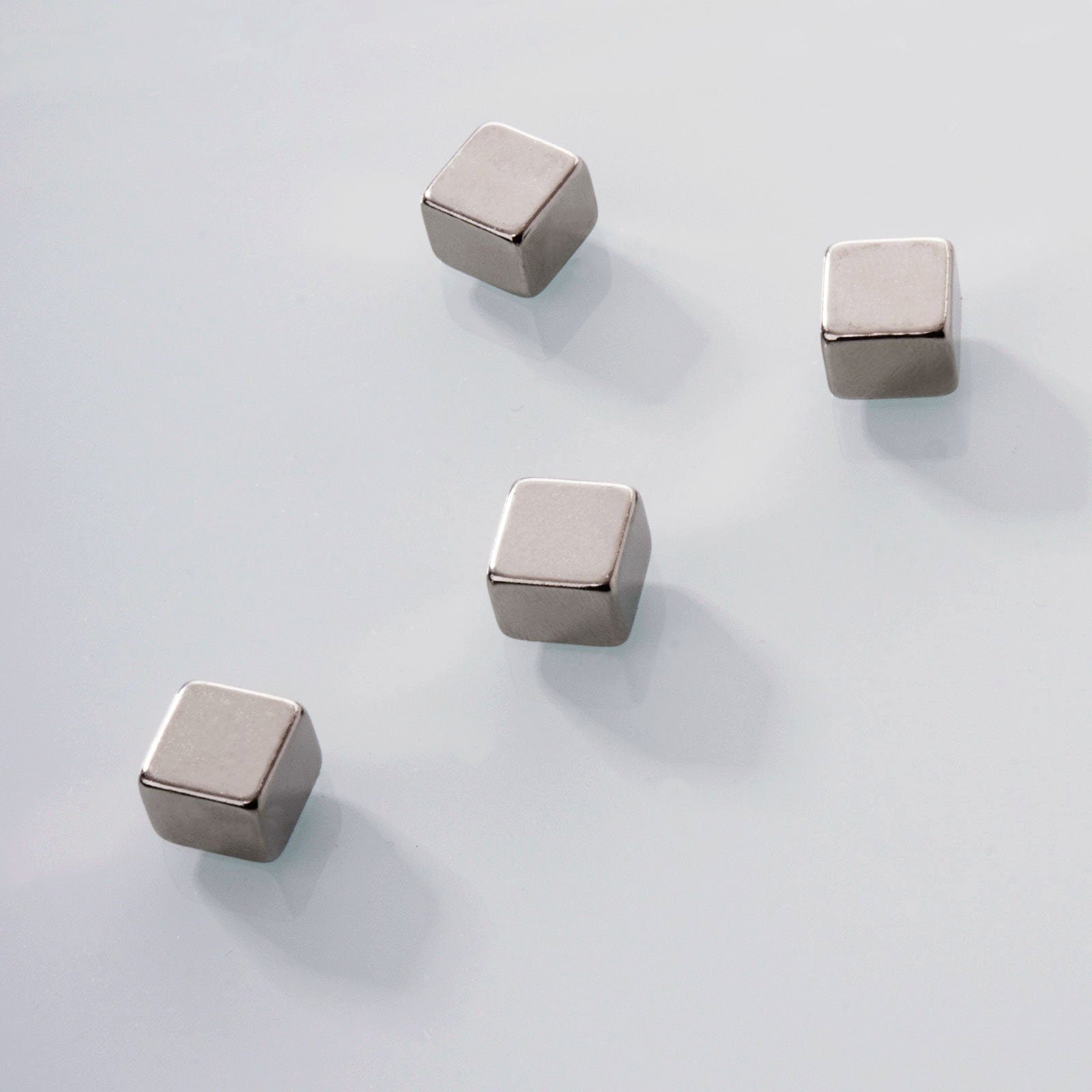 Karat Magnet Mini Magnete, 4 Stück, 5 Formen, Besonders für Glasboards  geeignet