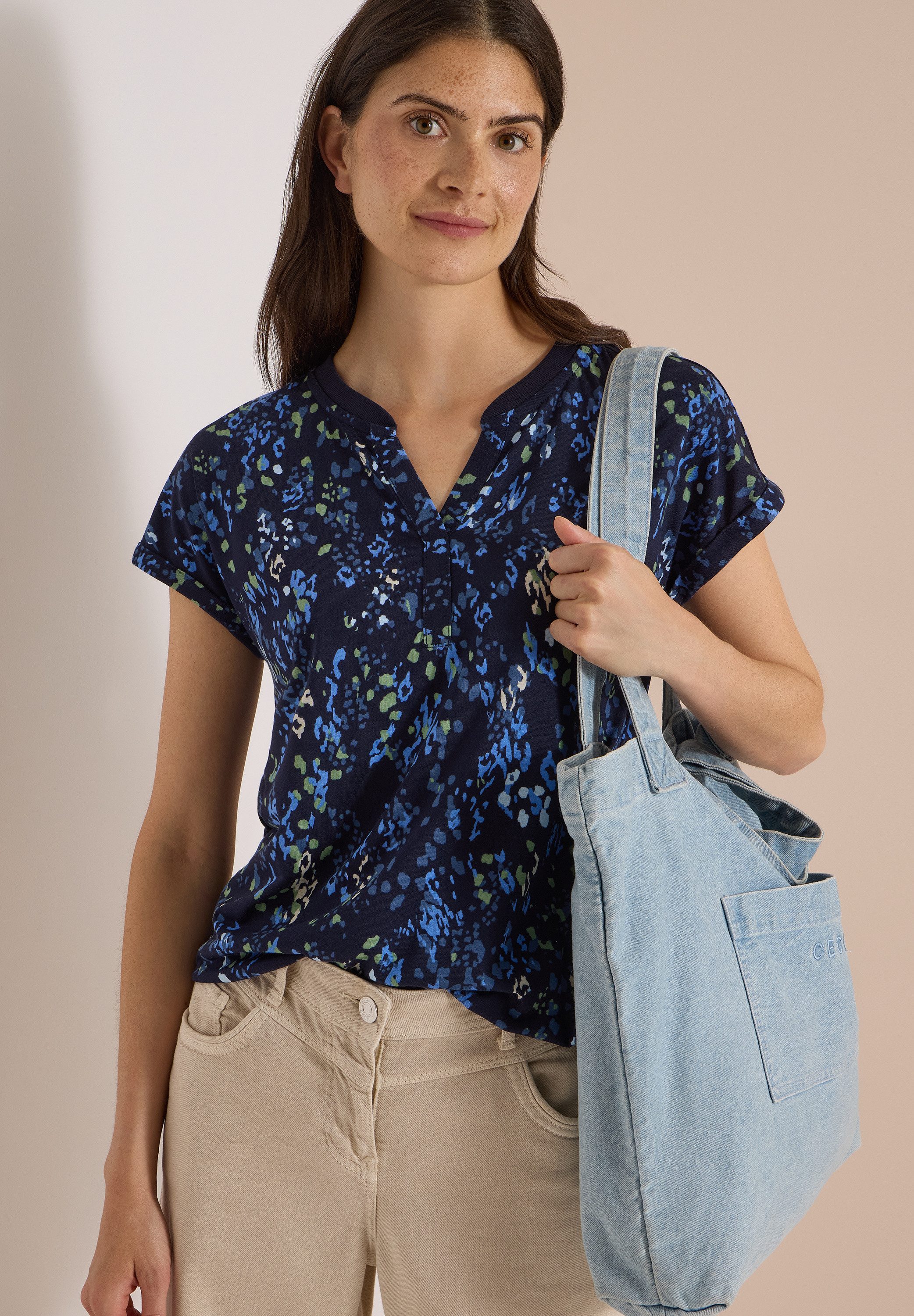 CECIL Kurzarmshirt Sommershirt mit grafischem Muster