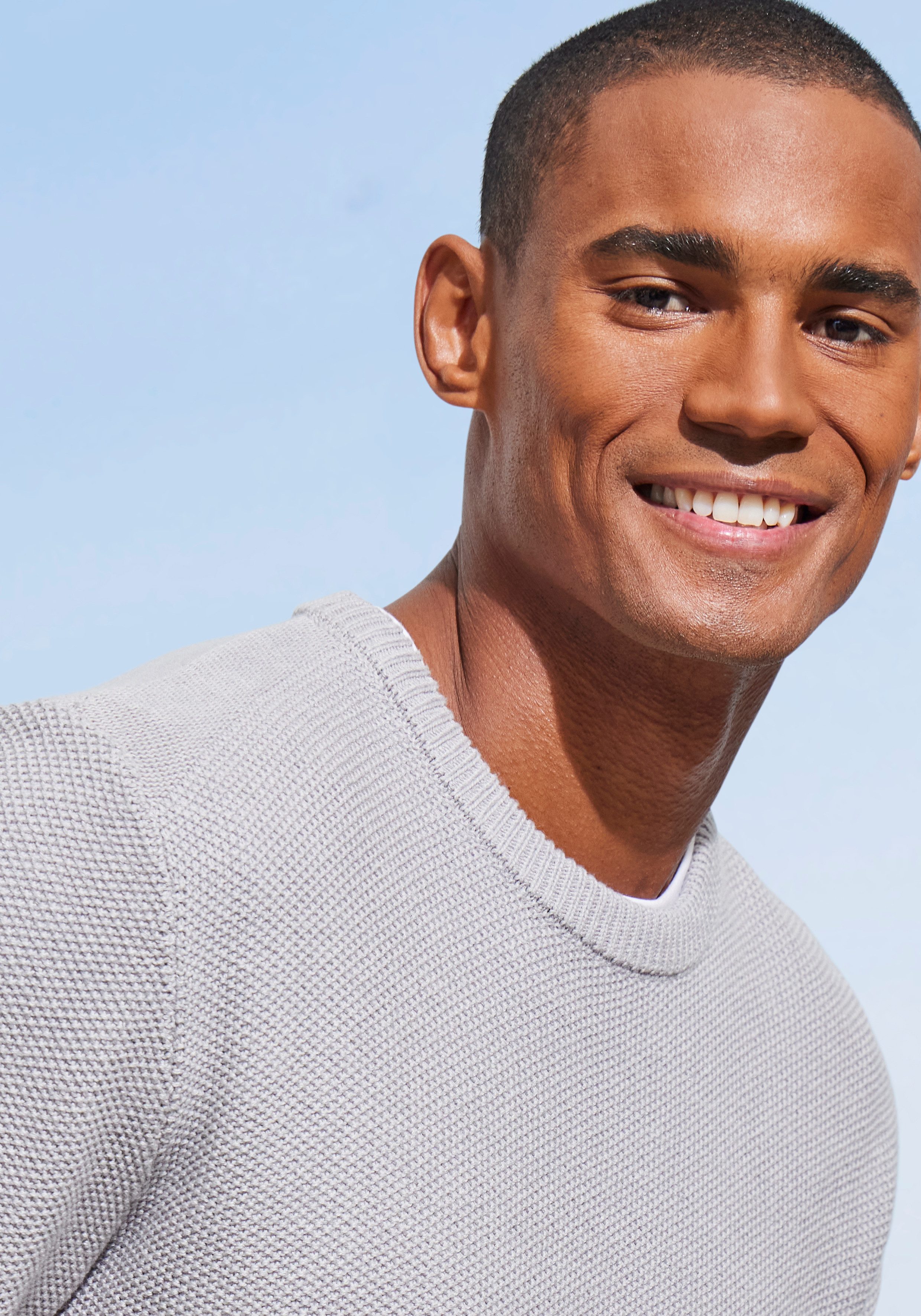 John Devin Strickpullover Pullover in modischer Strickstruktur