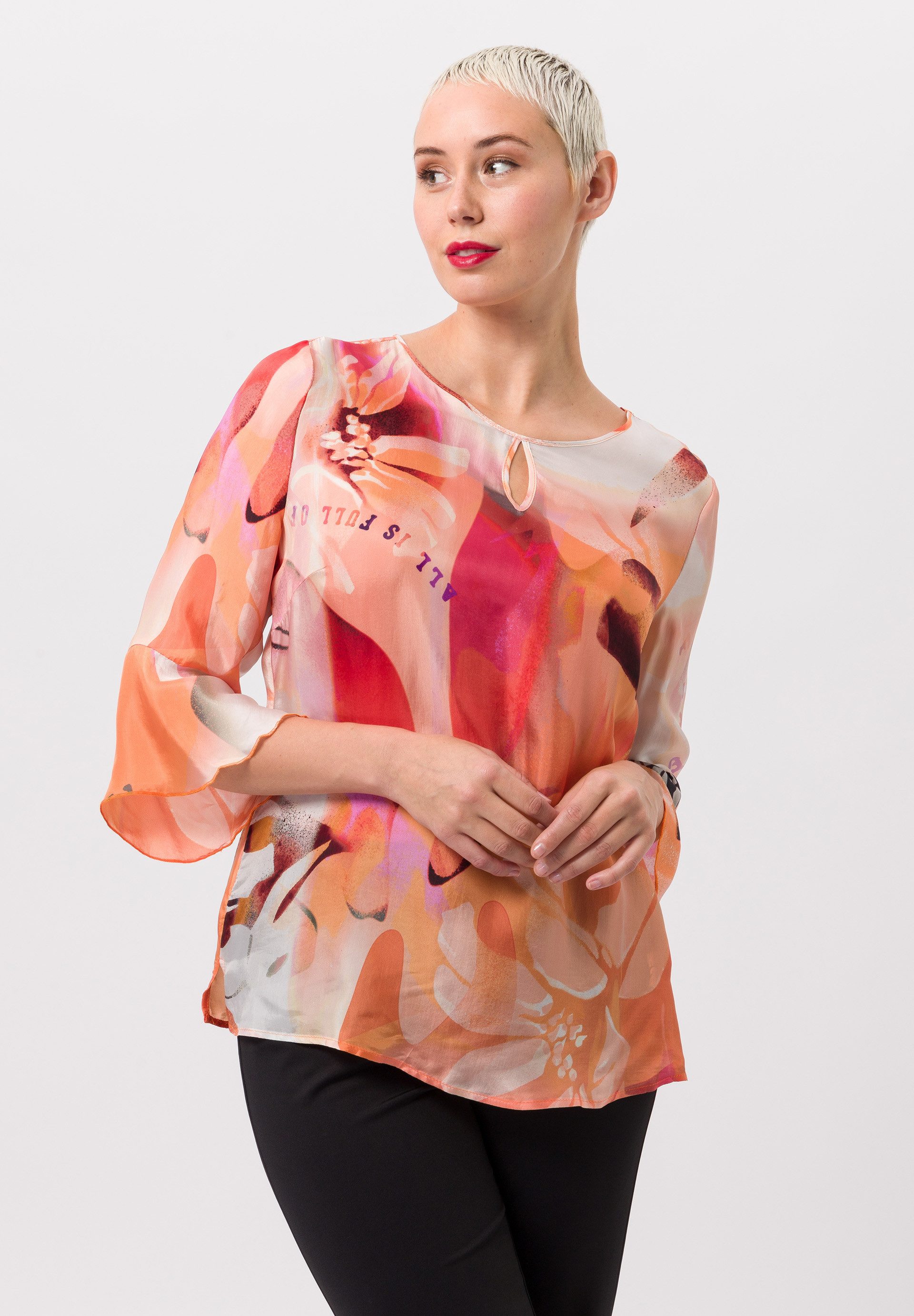 Longbluse mit sommerlichem Alloverprint