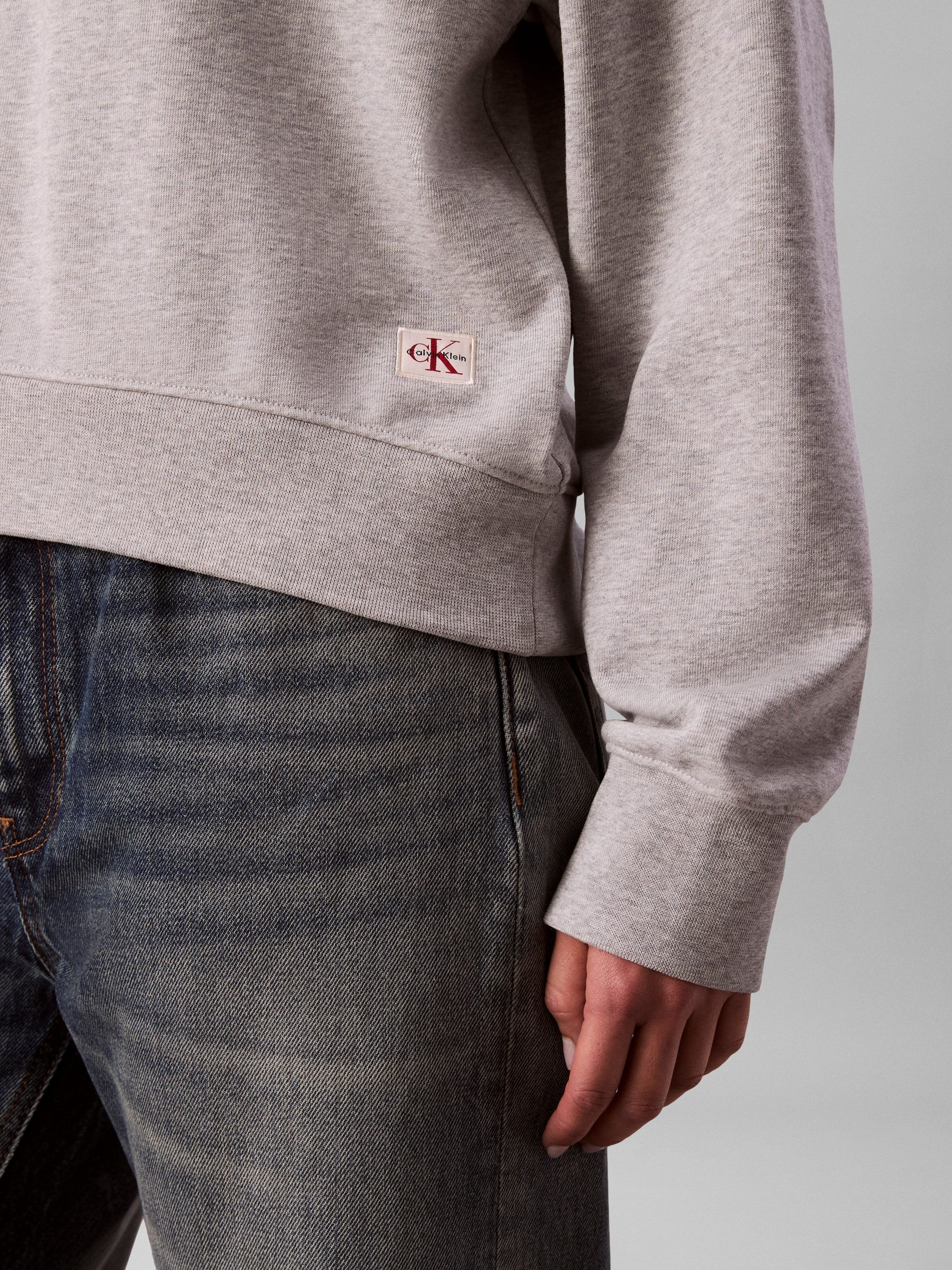 Calvin Klein Jeans Sweatshirt LS TERRY WOVEN LABEL VNK SWEATSH Regular fit mit V-Ausschnitt