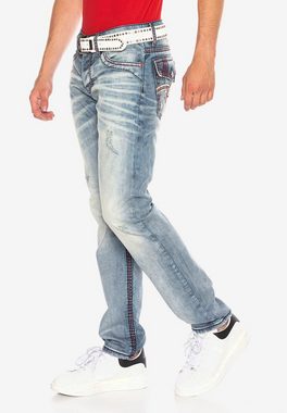 Cipo & Baxx Straight-Jeans in modischem Design