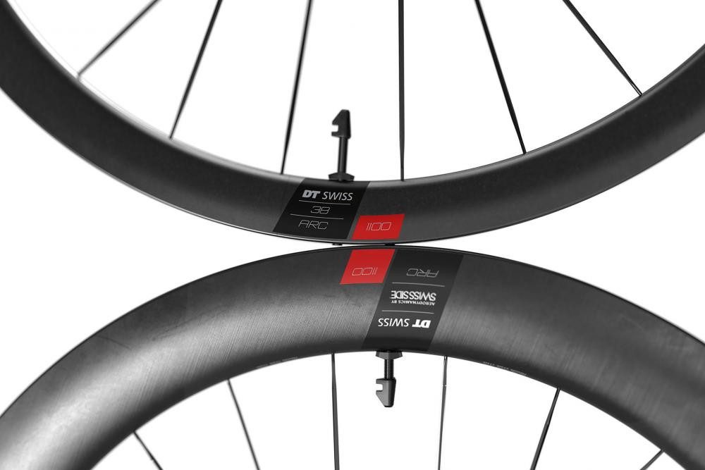 DT Swiss Laufrad DT Swiss Laufrad ARC 1100 Dicut Disc 622 x 38 mm Schwarz - ultraleicht