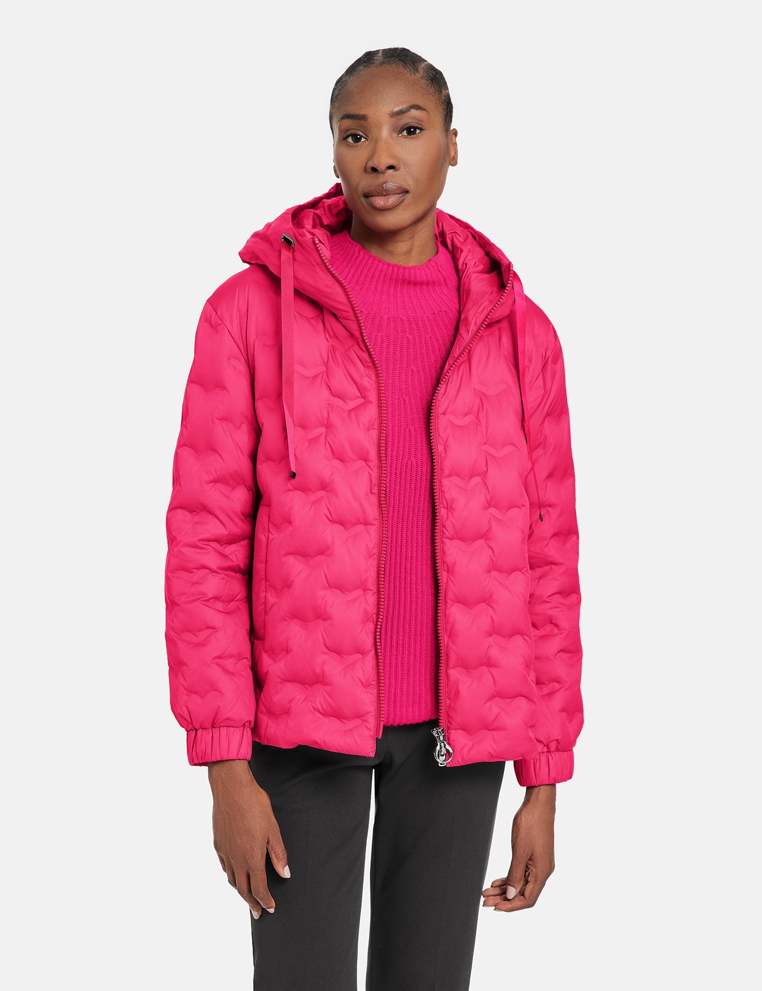 GERRY WEBER Winterjacke Outdoorjacke dekorativem Steppmuster Dragon mit Fruit