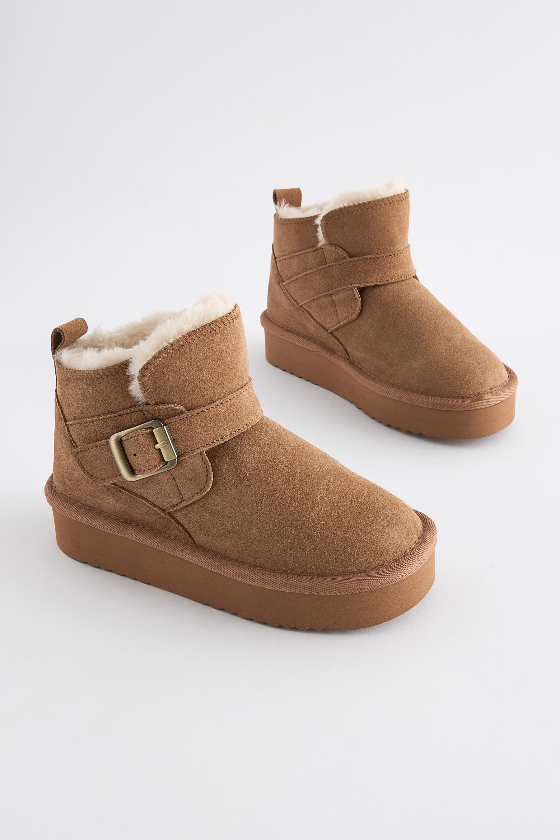Next Schlupfstiefel aus Veloursleder mit Schnalle günstig online kaufen