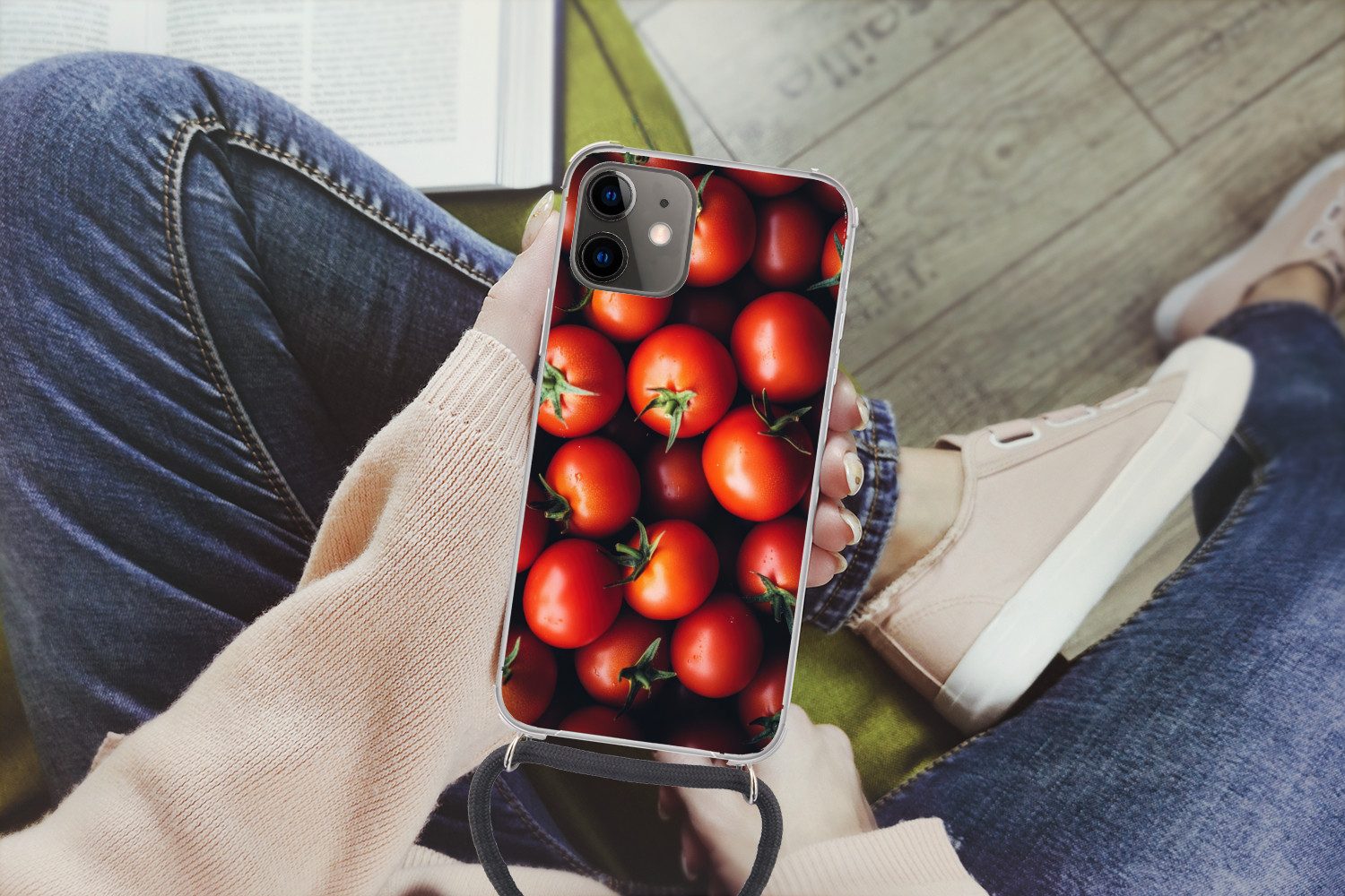 MuchoWow Handyhülle für Apple iPhone 12 Mini Gemüse - Rot - Tomaten, Tragbare Handyhüllen mit Kette zum umhängen, Handykette Handyband