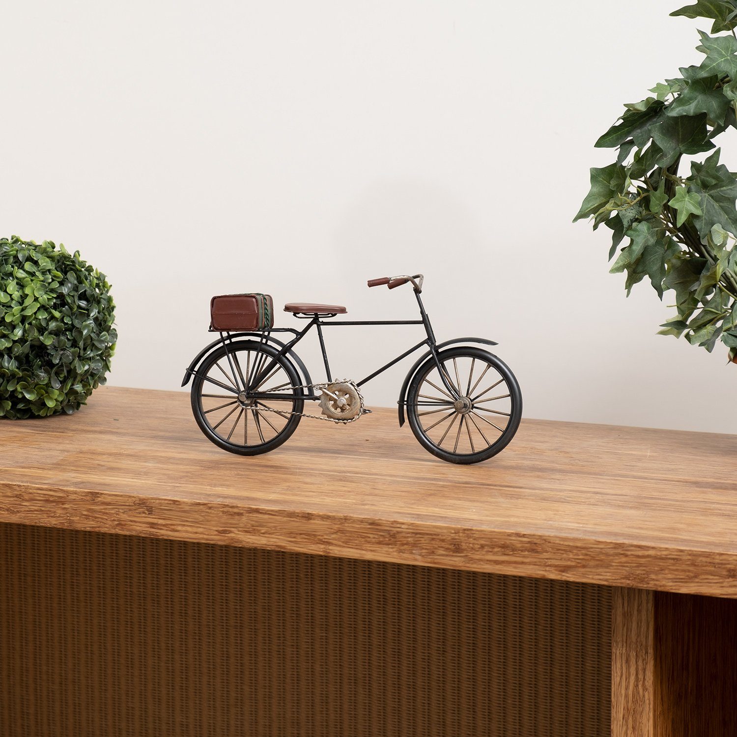 Moritz Dekofigur Blech-Deko Fahrrad mit Koffer schwarz, Polyresin Figuren D günstig online kaufen