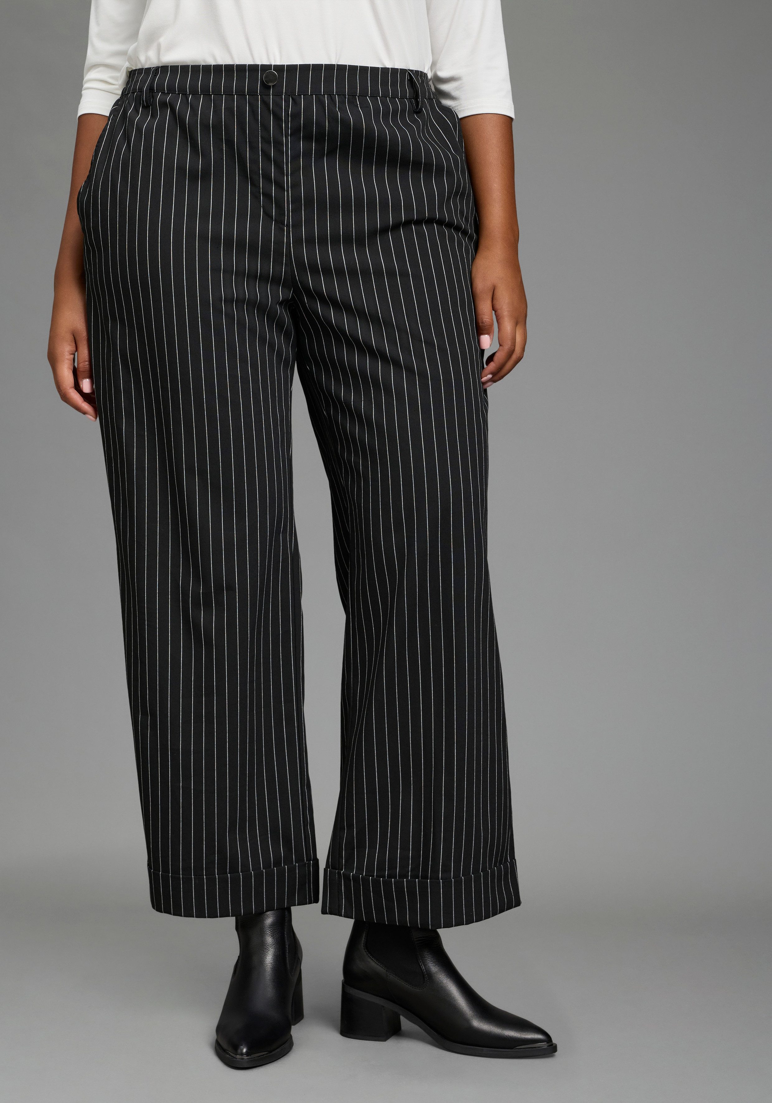 Laura Scott CURVE Schlupfhose Große Größen mit elastischem Bund, figurumspielende Passform. € 69,99, (€ 69,99 pro 1 Stk).
