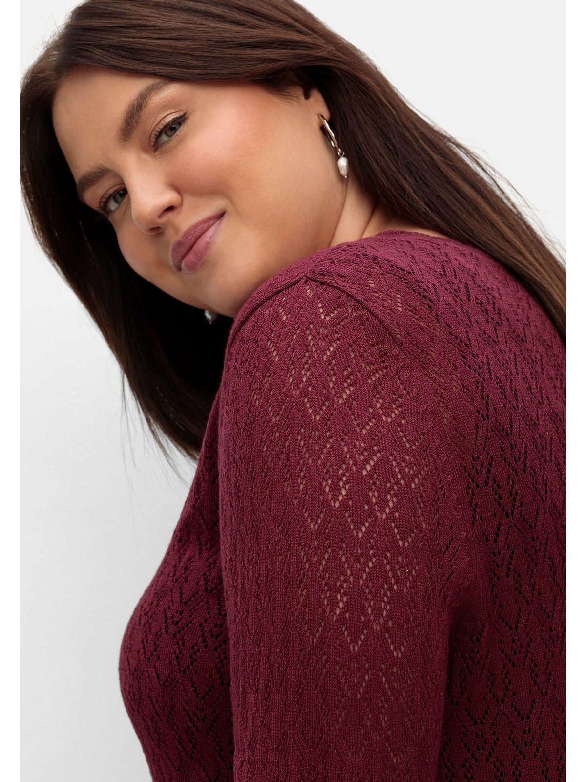 Sheego V-Ausschnitt-Pullover Große Größen aus leichter Ajourstrick, A-Linie weinrot in