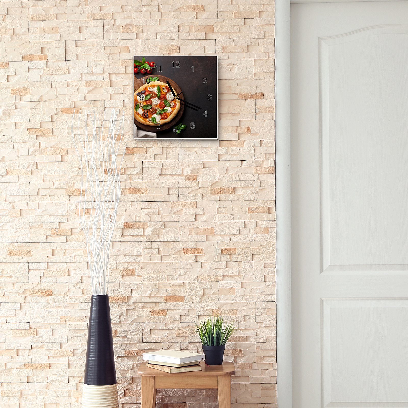 Primedeco Wanduhr Größe Motiv x cm 30 30 Margerita Pizza mit Wandkunst Glasuhr Wanduhr