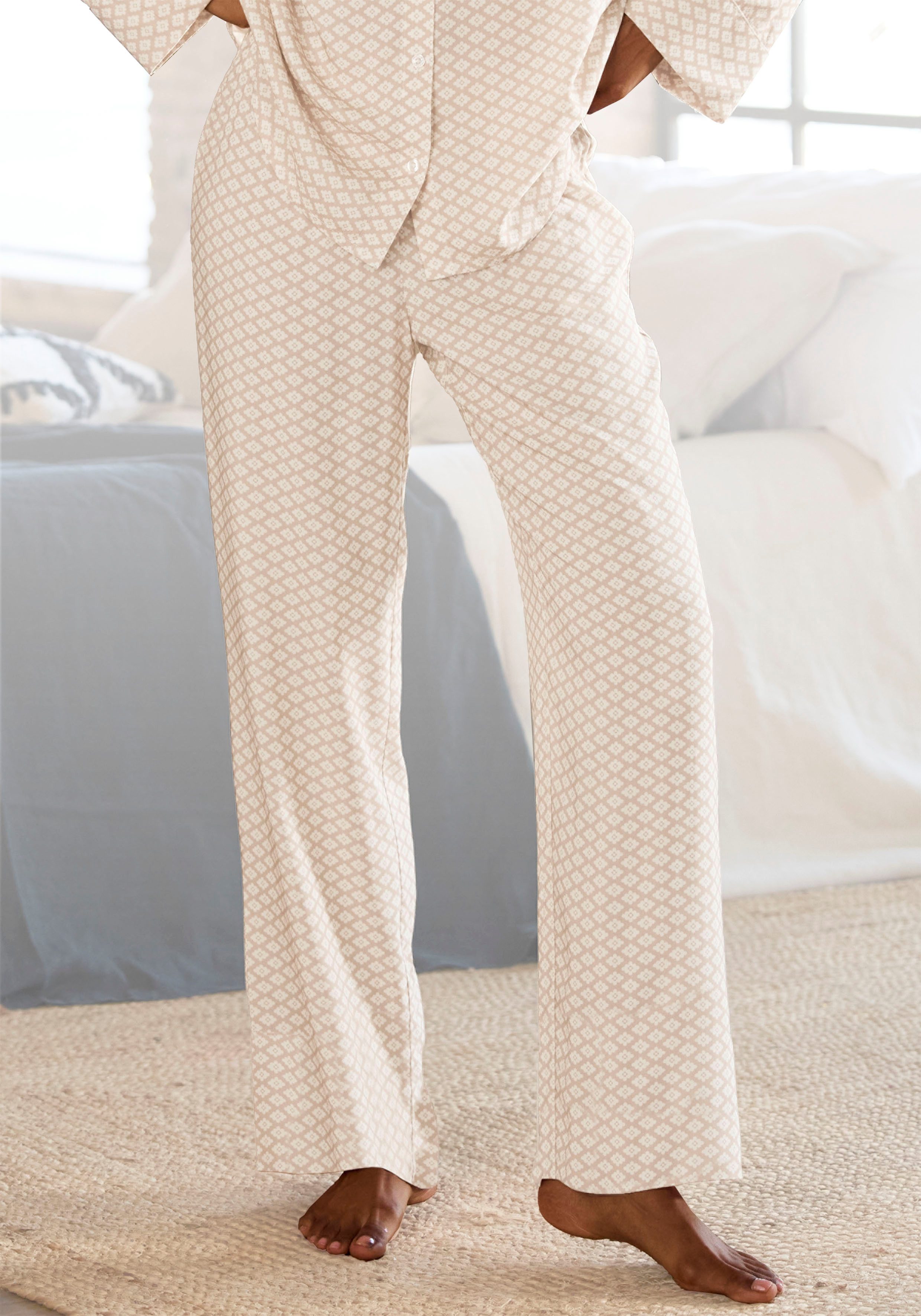 LASCANA Pyjamahose, Mit edlem Allover-Muster günstig online kaufen