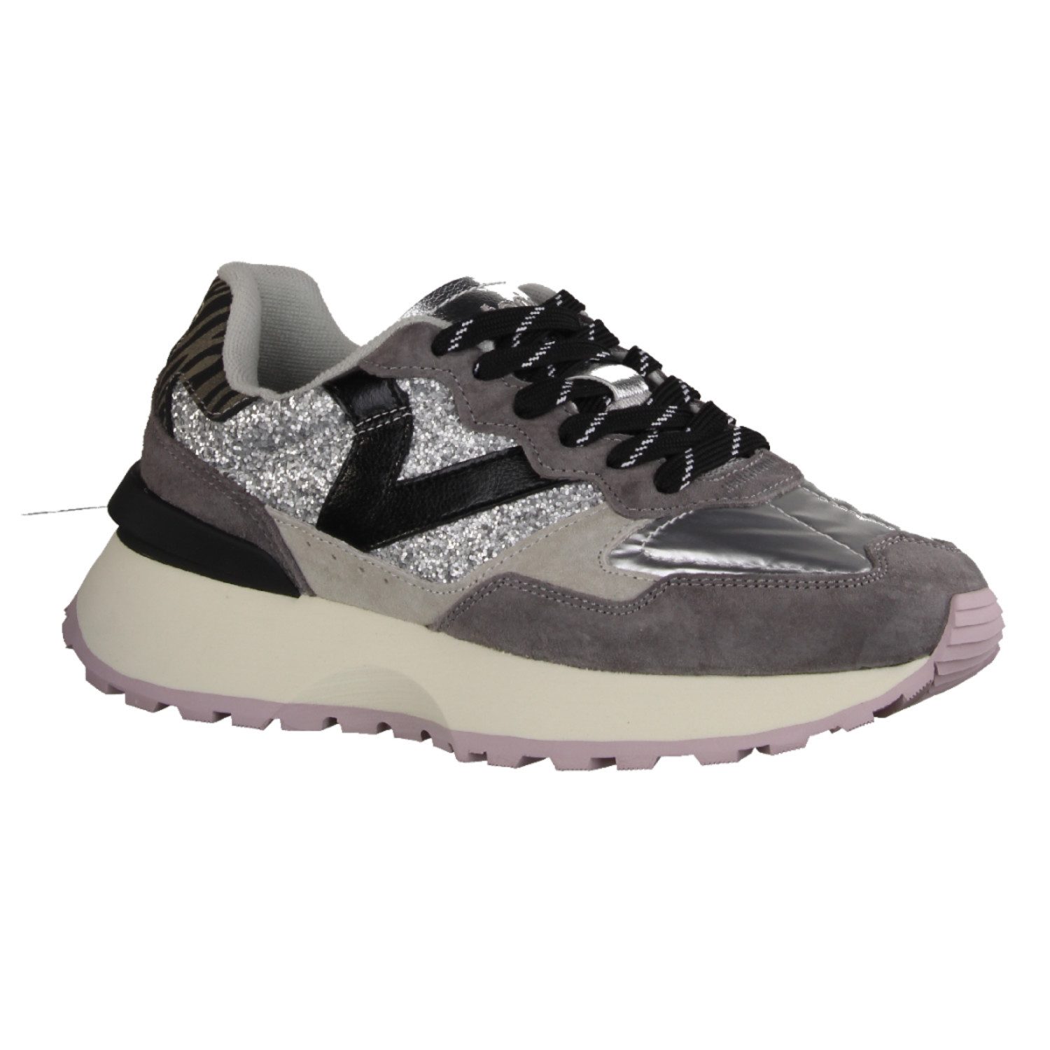 807103 Sneaker
