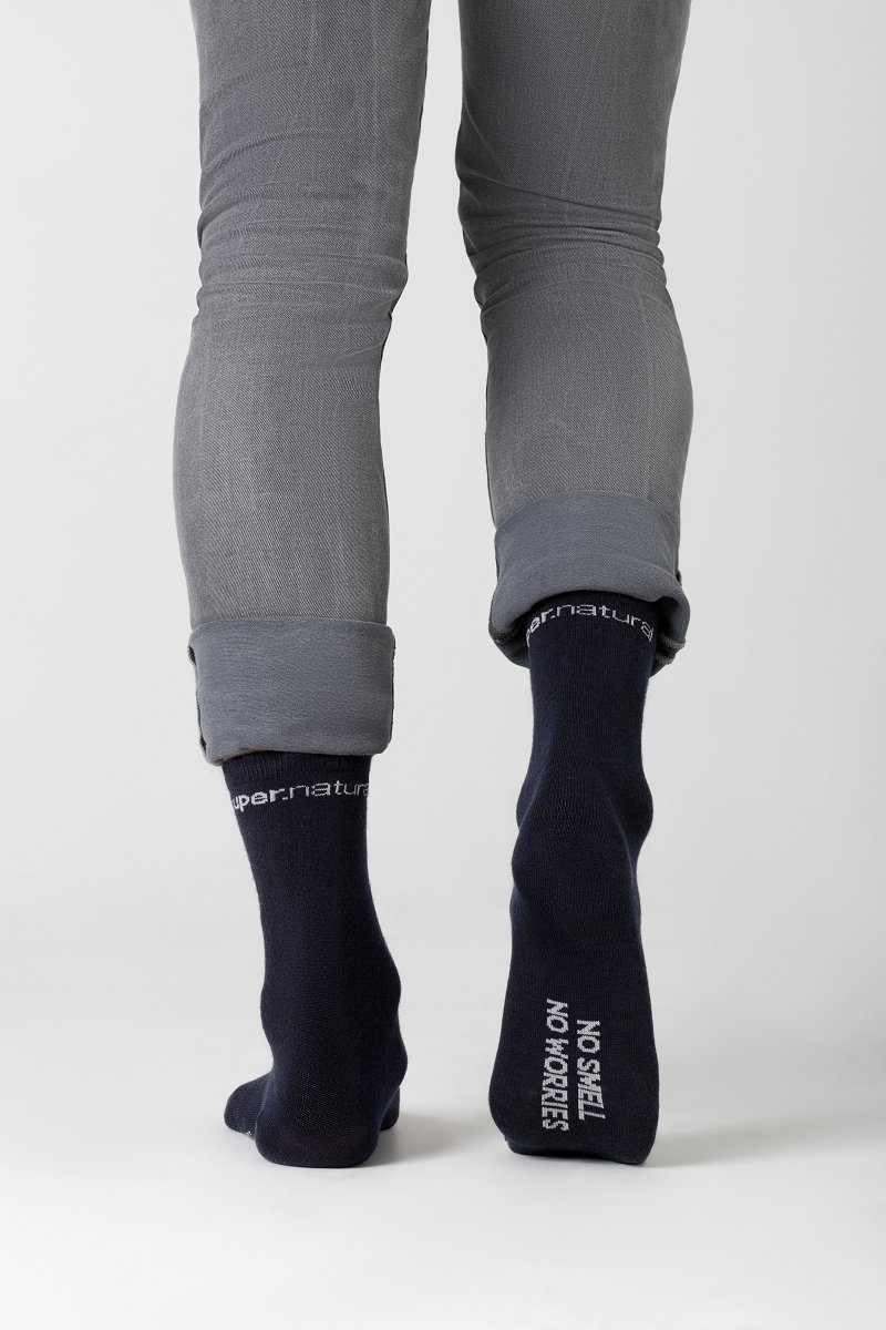 SUPER.NATURAL Sportsocken für Damen und Herren, aus Merino SN ALL DAY SOCKS (2-Paar) No smell-no worries, Merino-Materialmix