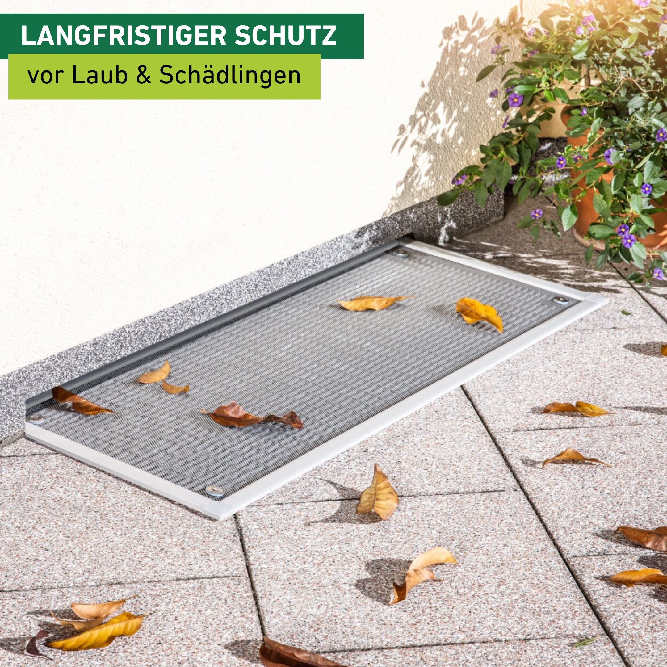 Windhager Lichtschachtabdeckung zuverlässiger Schutz vor Laub, Schädlingen, Kellerschacht Abdeckung, (1-St), individuell kürzbar, Rahmen und Gewebe aus Aluminium, 44 x 106 cm