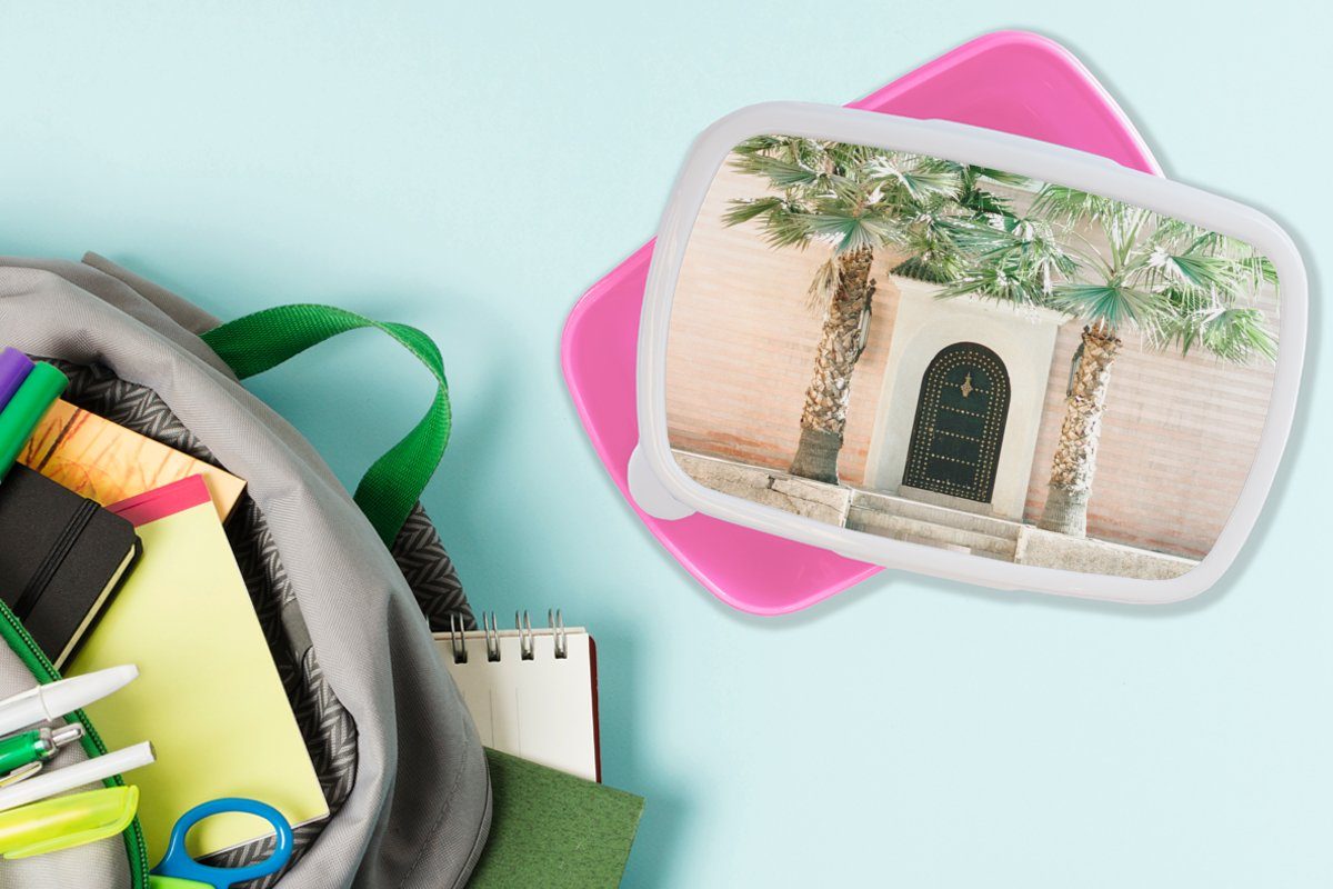 MuchoWow Lunchbox Mädchen, - Brotbox Marrakesch Kinder, Brotdose Palme Tür rosa (2-tlg), Tropisch, Weiß - Erwachsene, - Snackbox, für Kunststoff - Kunststoff