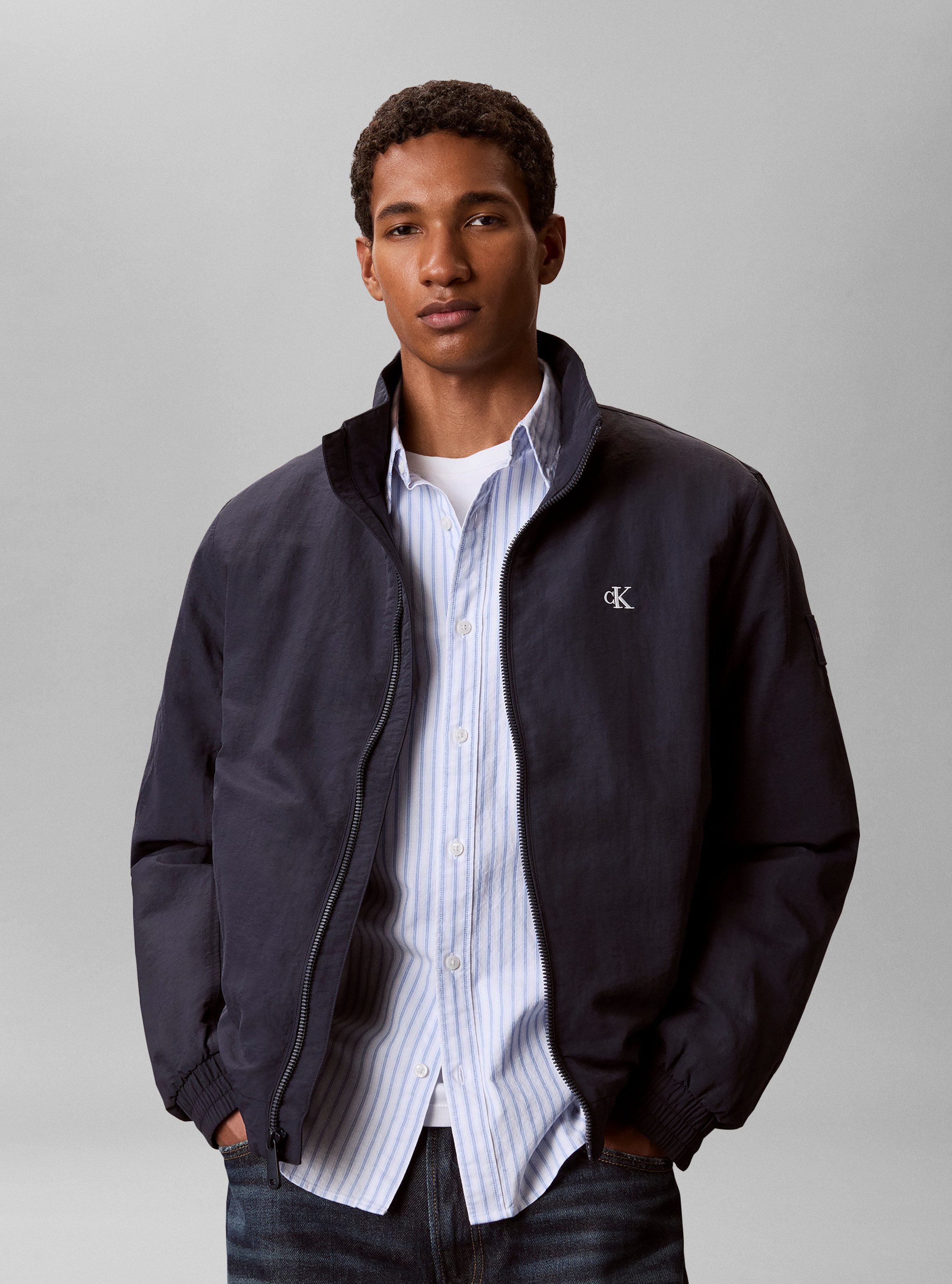 Calvin Klein Jeans Blouson Stehkragen, 2-Wege-Zipper, Regular Fit, wattiert