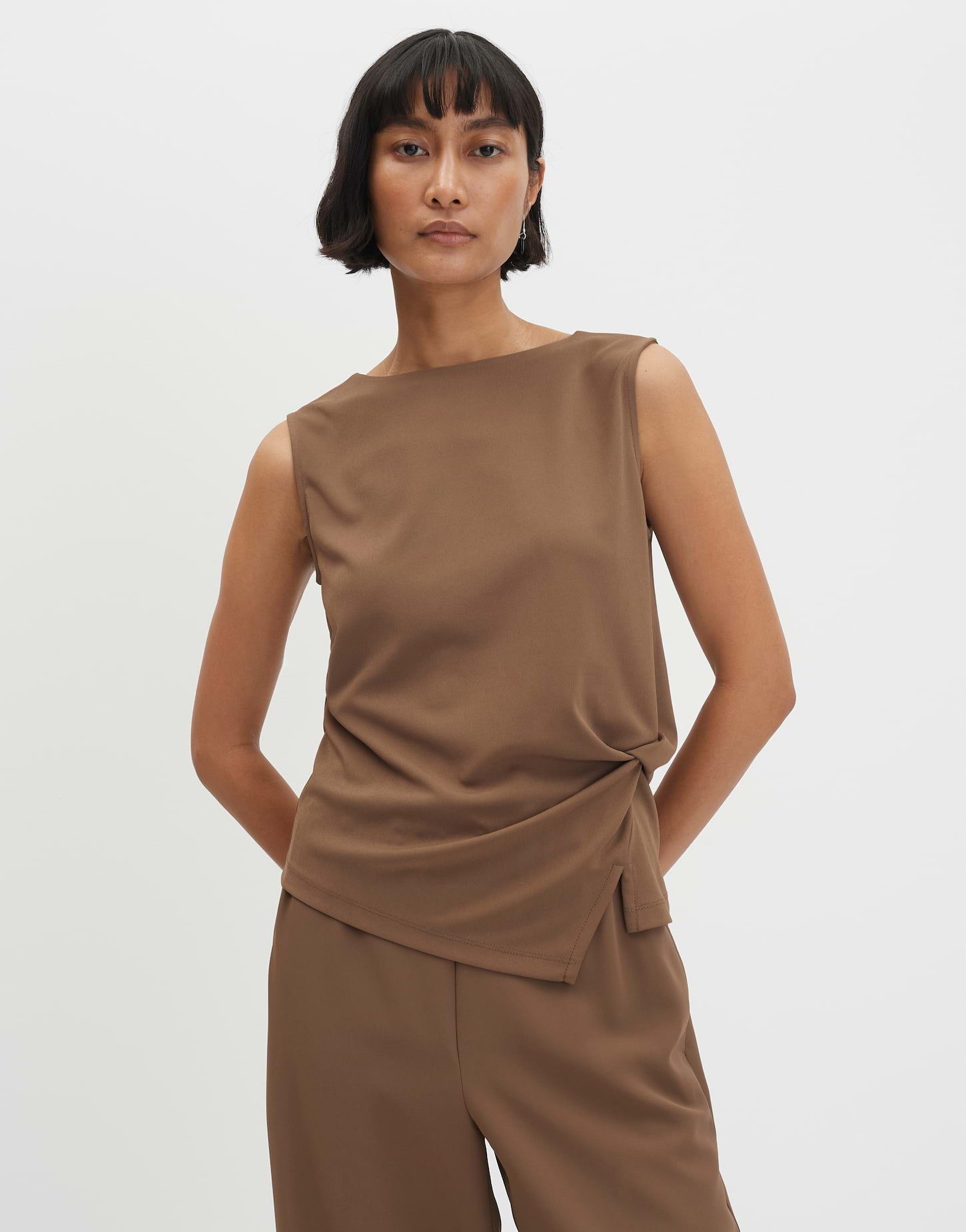 someday Shirttop Kireya aus Jersey mit Knotendetail Mit femininem Knotendetail für eine moderne Silhouette