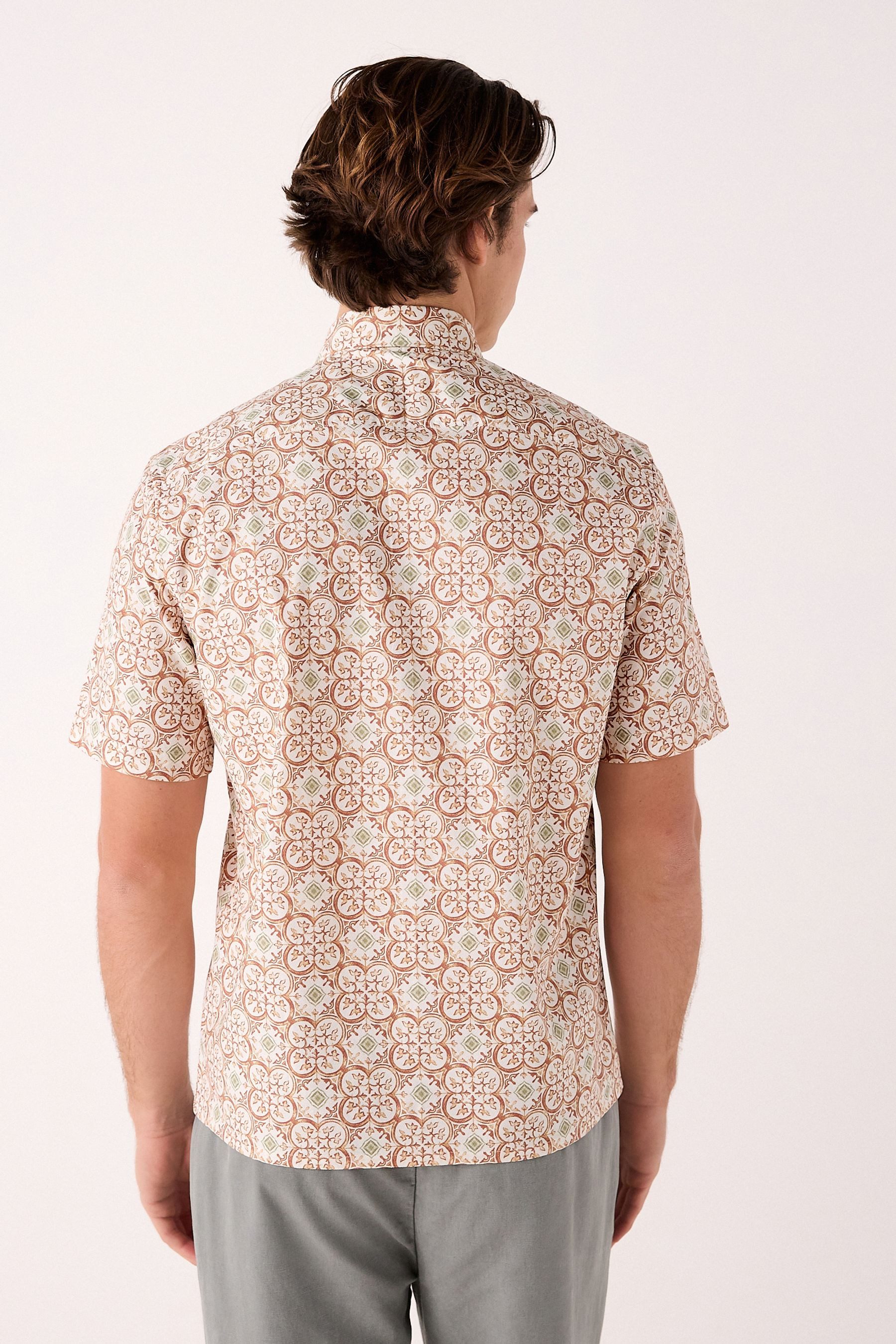 Next Kurzarmhemd Kurzärmeliges Regular Fit Hemd günstig online kaufen