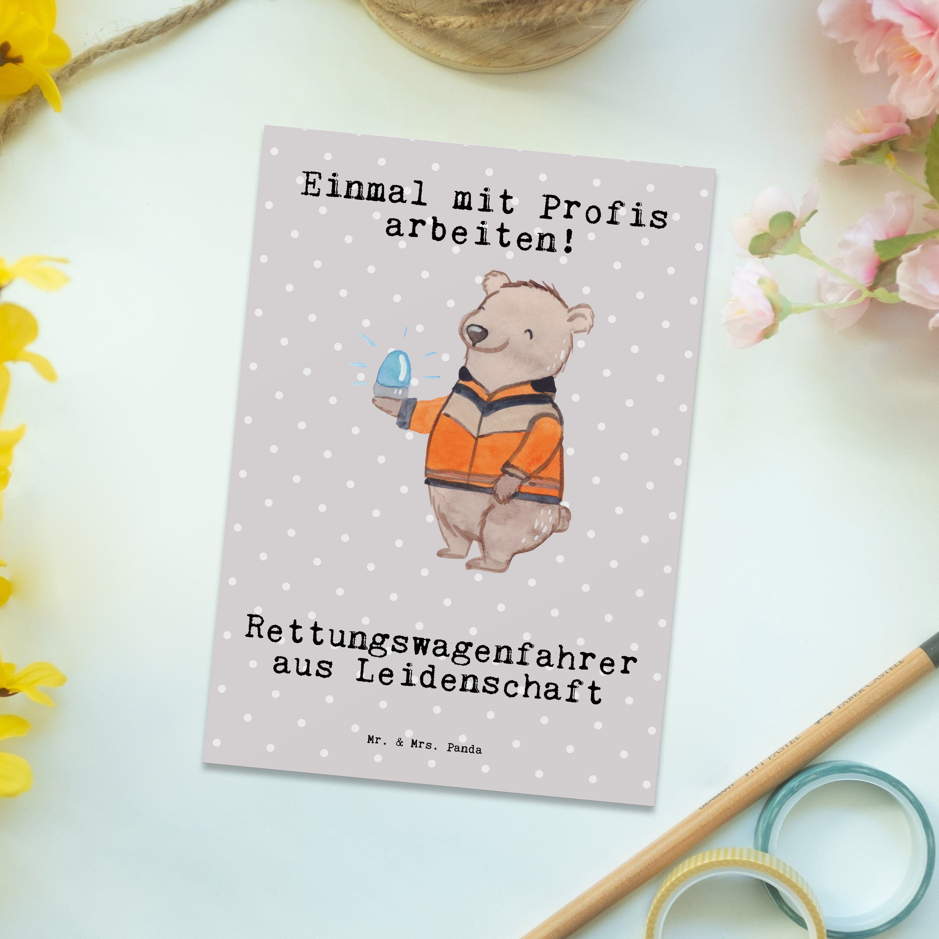 Mr. & Mrs. Panda Rettungswagenfahrer - Geschenk, Postkarte Leidenschaft Gesch Grau aus - Pastell