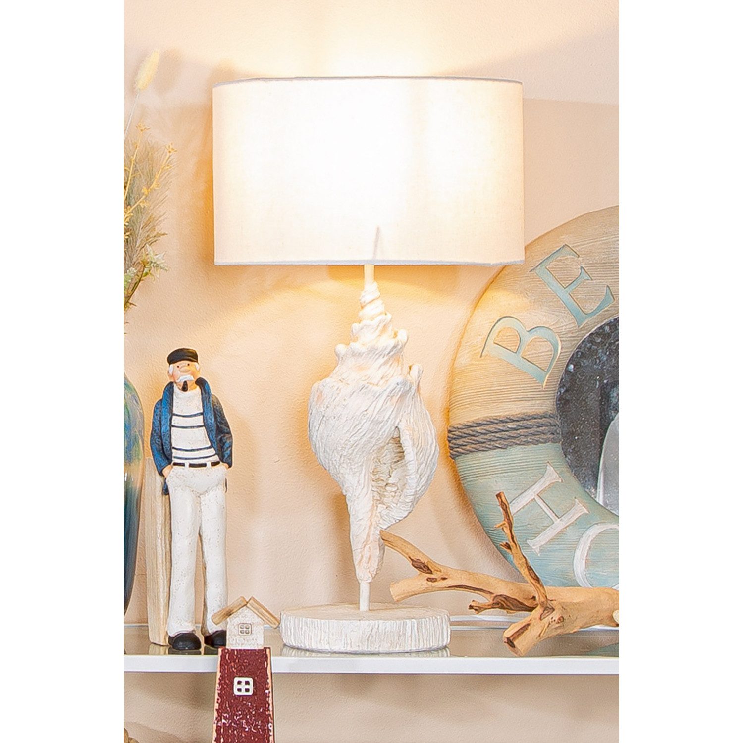 GILDE Tischleuchte SEASHELLS Leuchte - weiß - Kunstharz - Höhe 54,5cm x Ø 29,5cm - Lampe, Tischlampe - Schreibtischlampe - Nachttischlampe