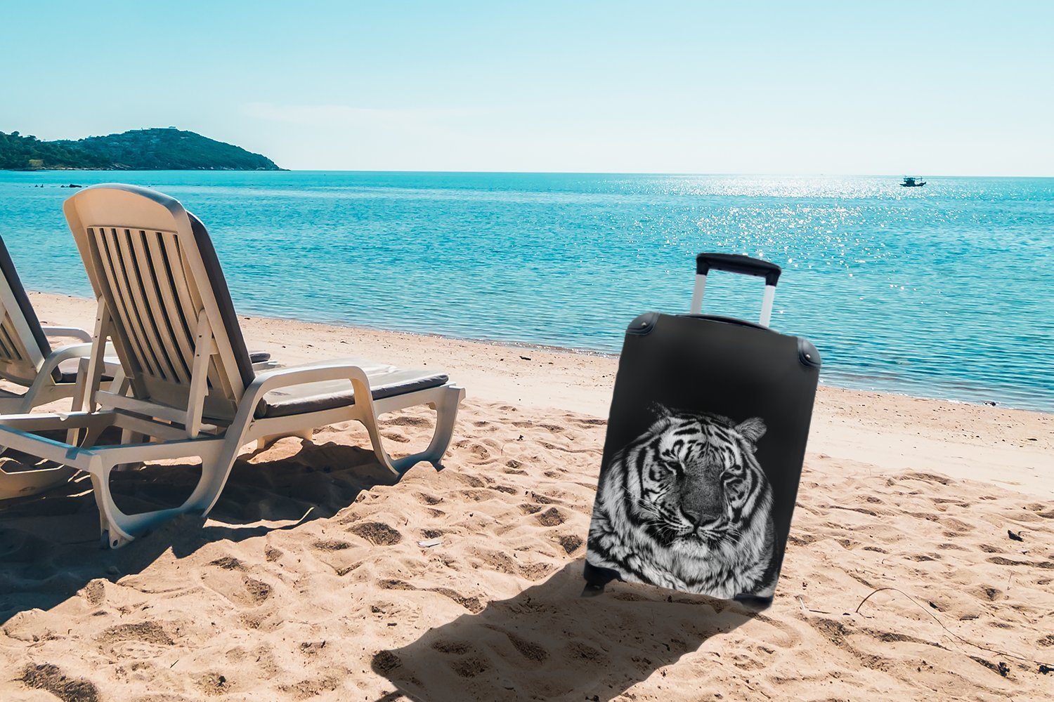 MuchoWow Handgepäckkoffer Schläfriger Tiger für auf - rollen, Reisetasche Trolley, 4 weiß, schwarzem Reisekoffer schwarz Hintergrund Ferien, mit Handgepäck Rollen, und